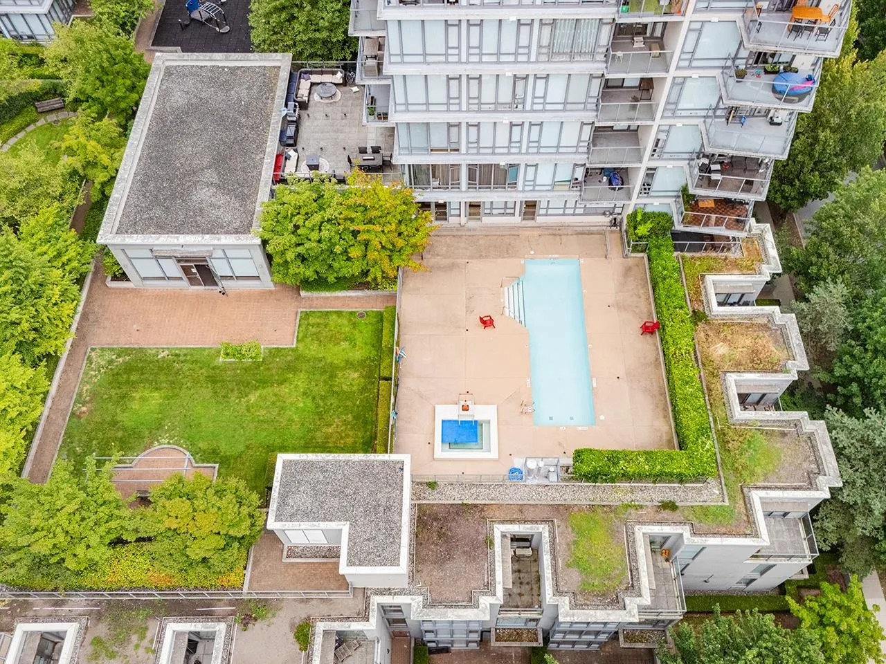 603 7362 Elmbridge Way