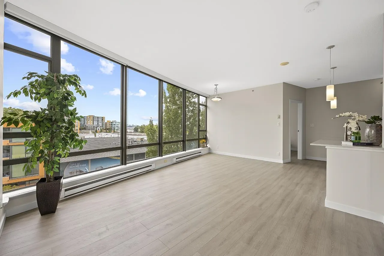 603 7362 Elmbridge Way