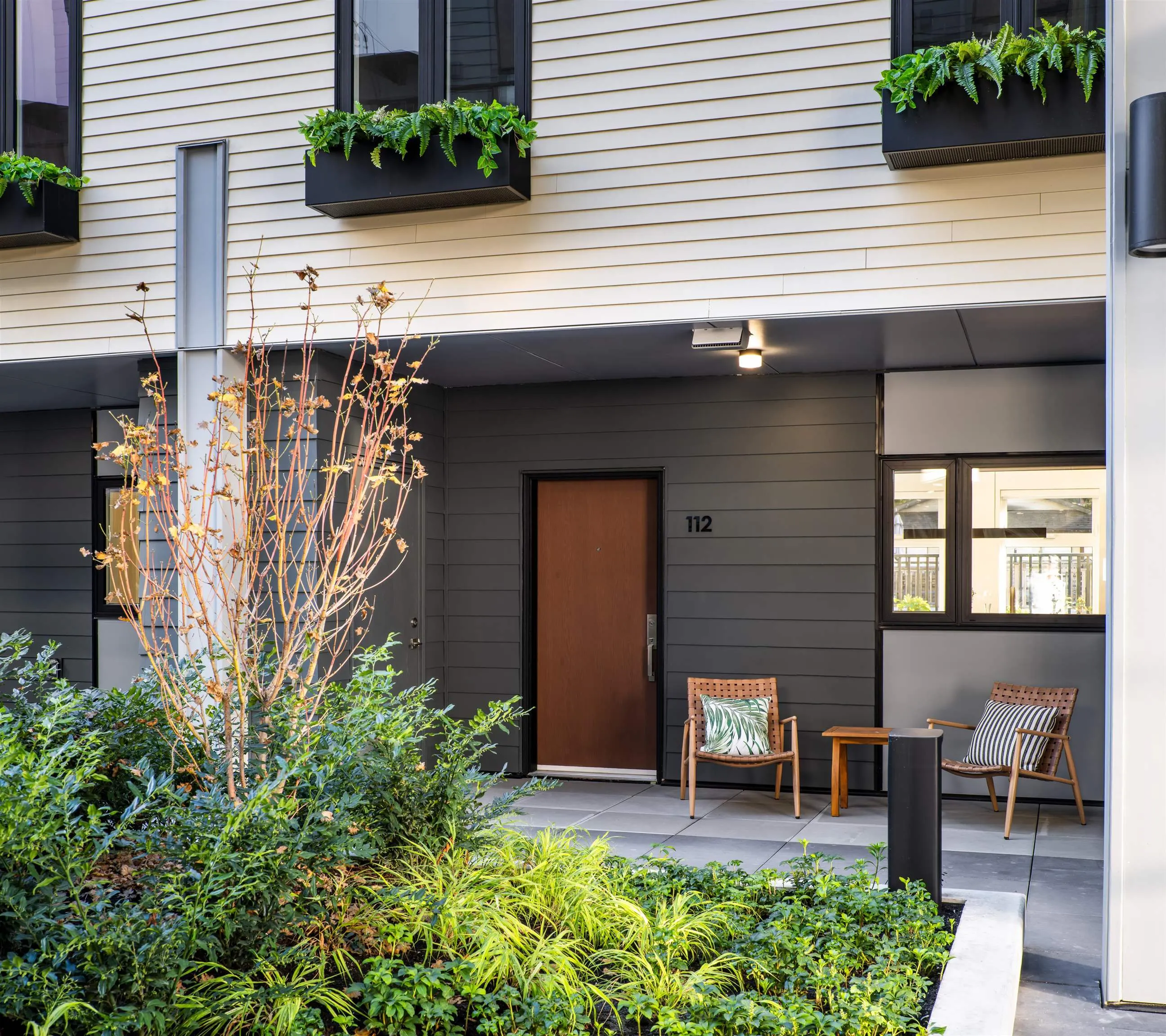 112 342 Mountain Highway