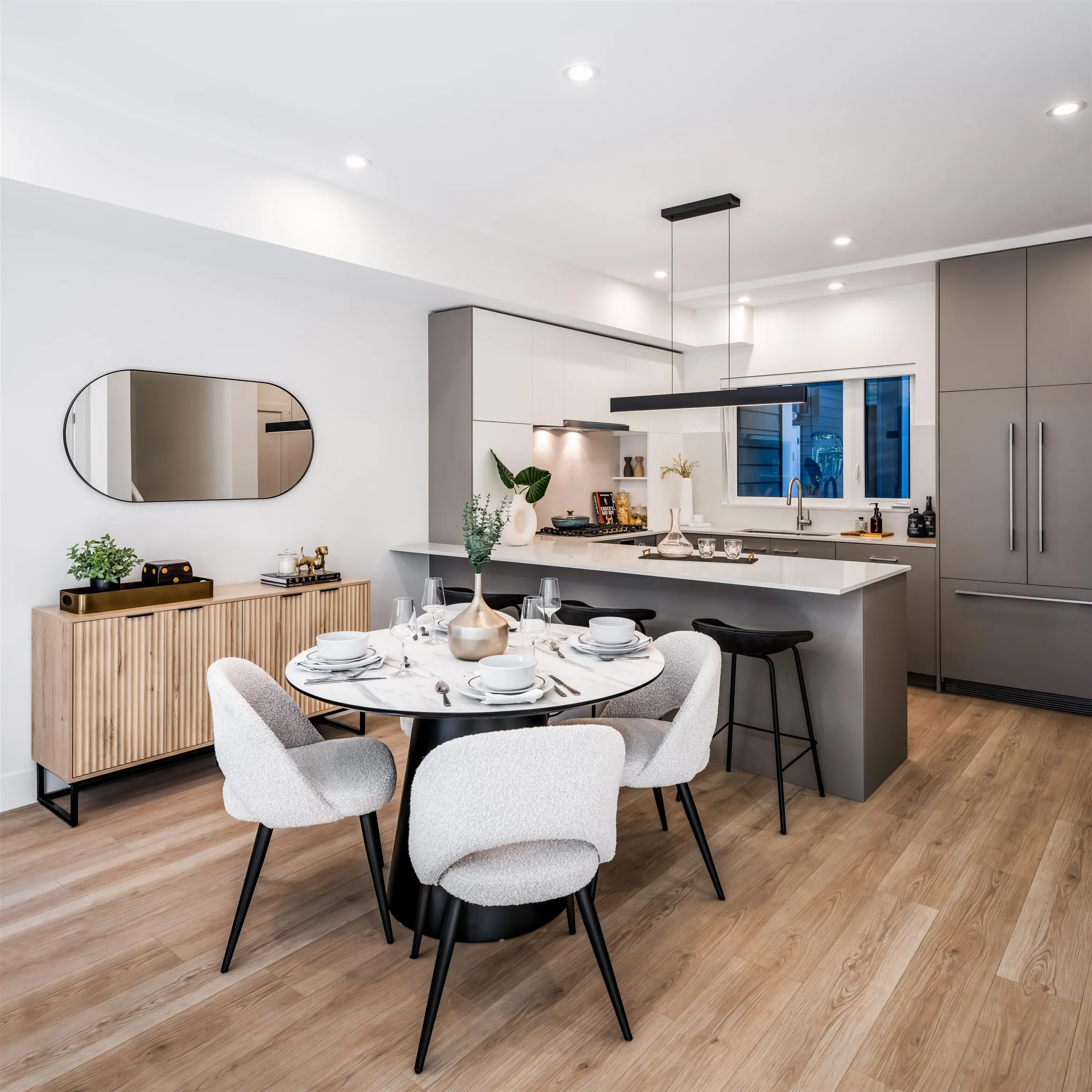 112 342 Mountain Highway