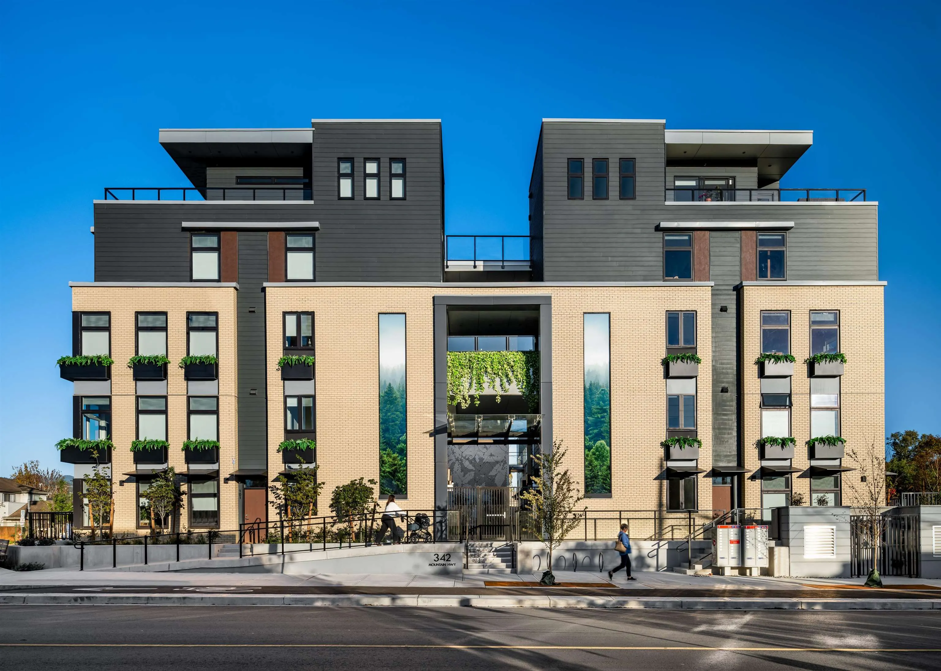 112 342 Mountain Highway