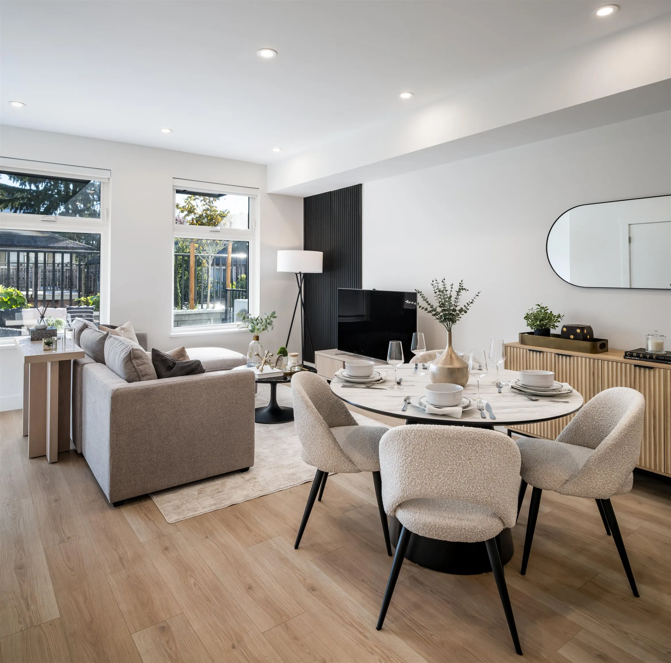 112 342 Mountain Highway