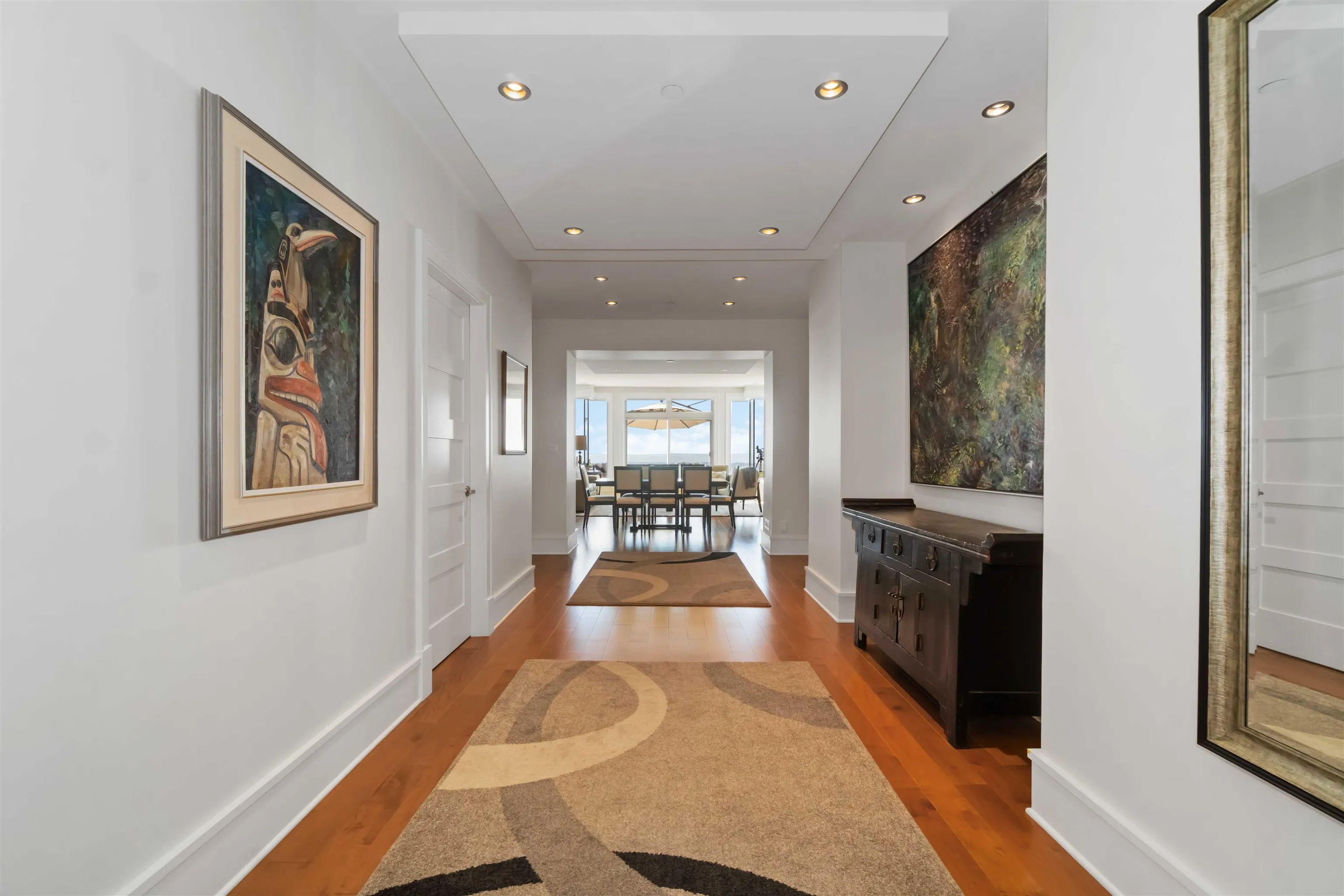 304 2535 Garden Court