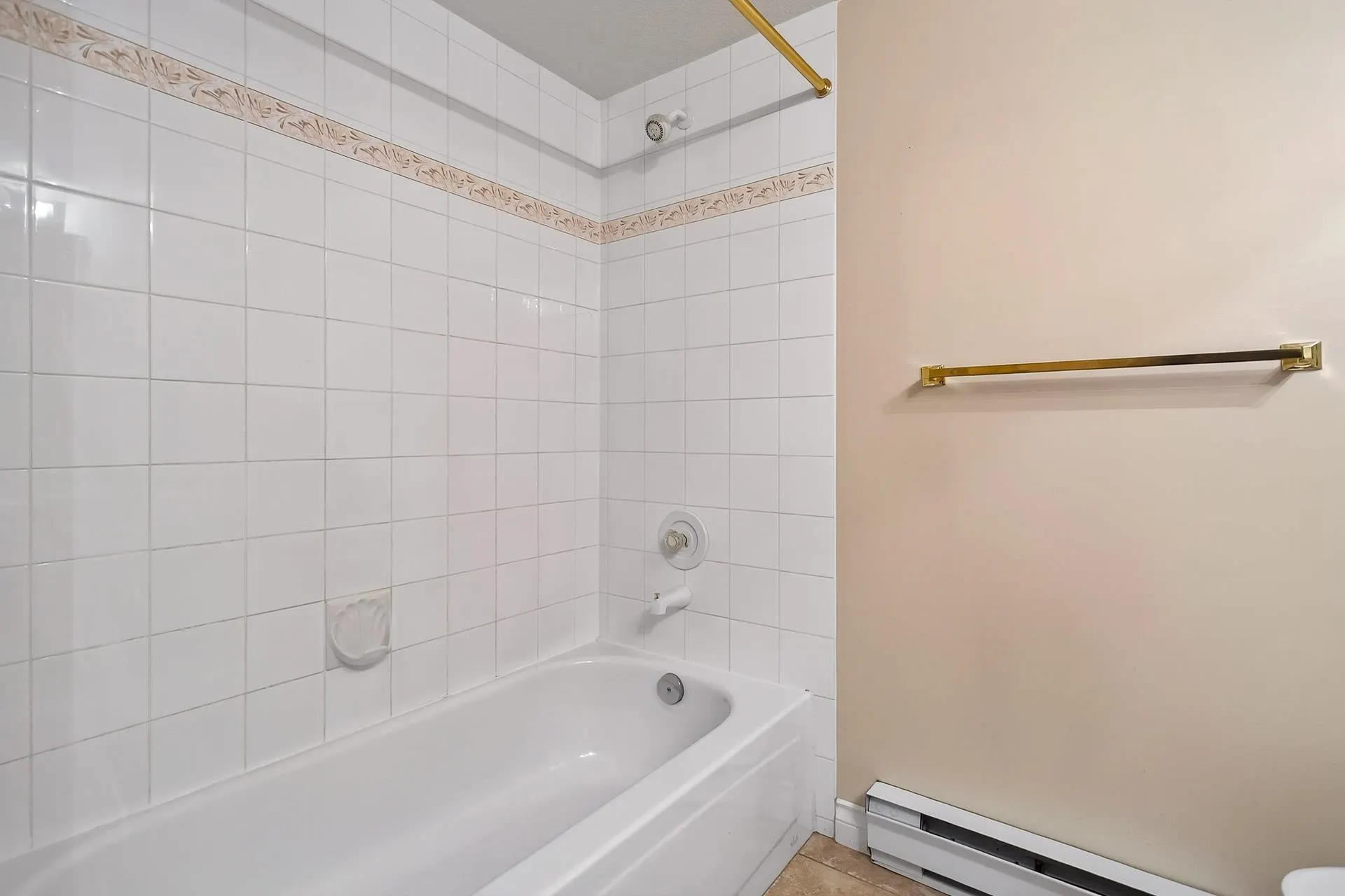 107 1215 Pacific Street