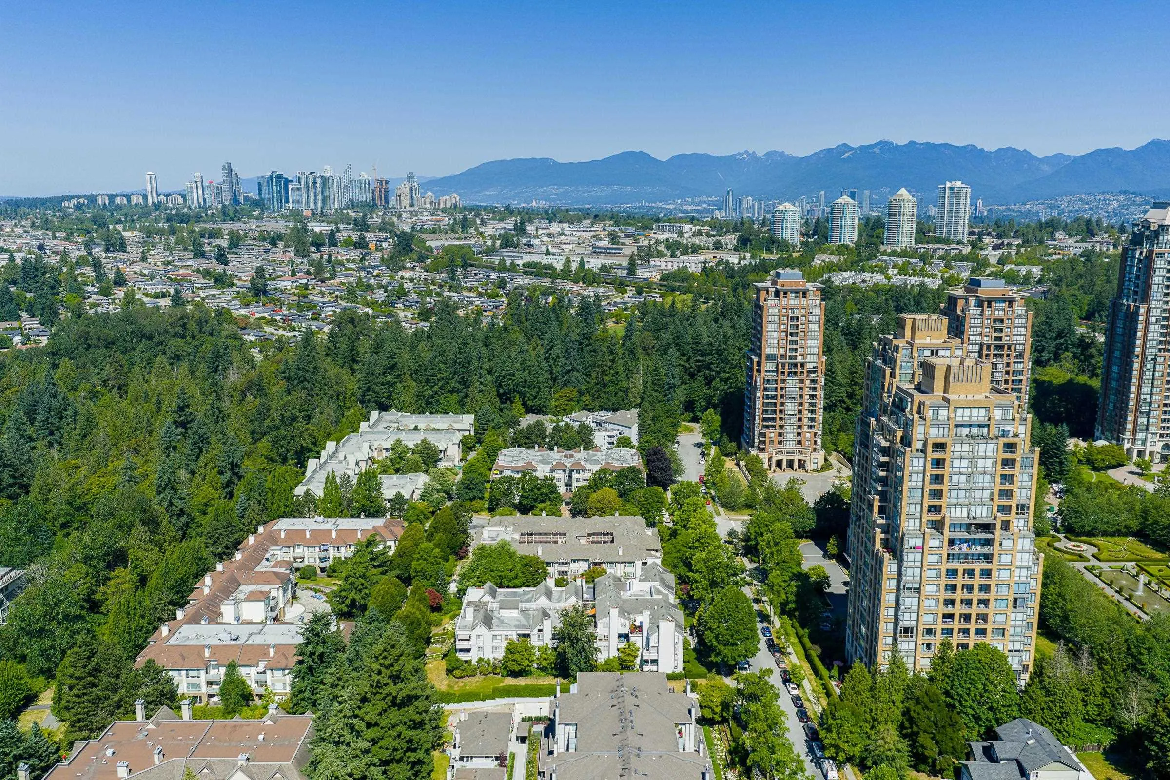 301 7465 Sandborne Avenue