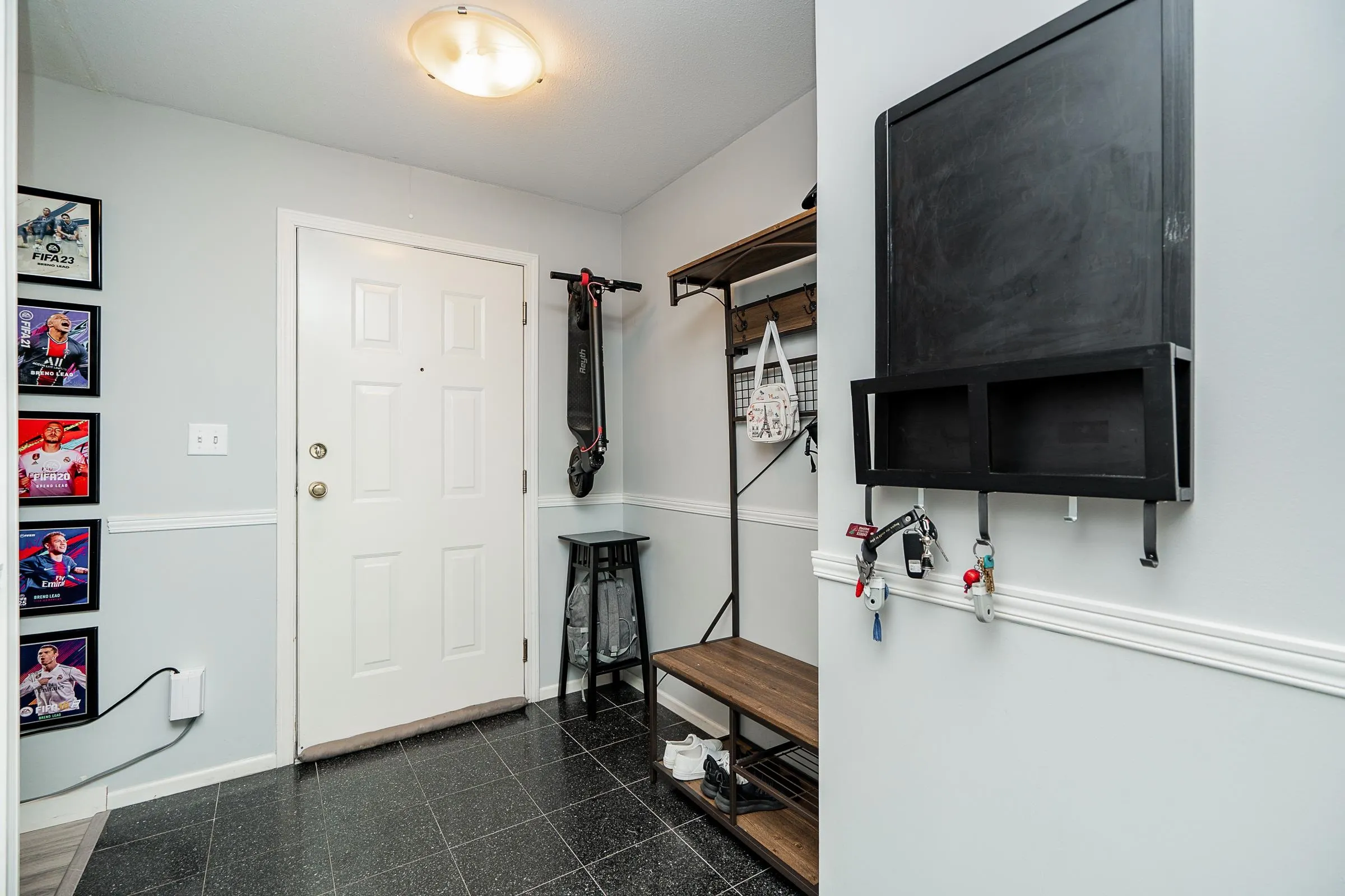 301 7465 Sandborne Avenue