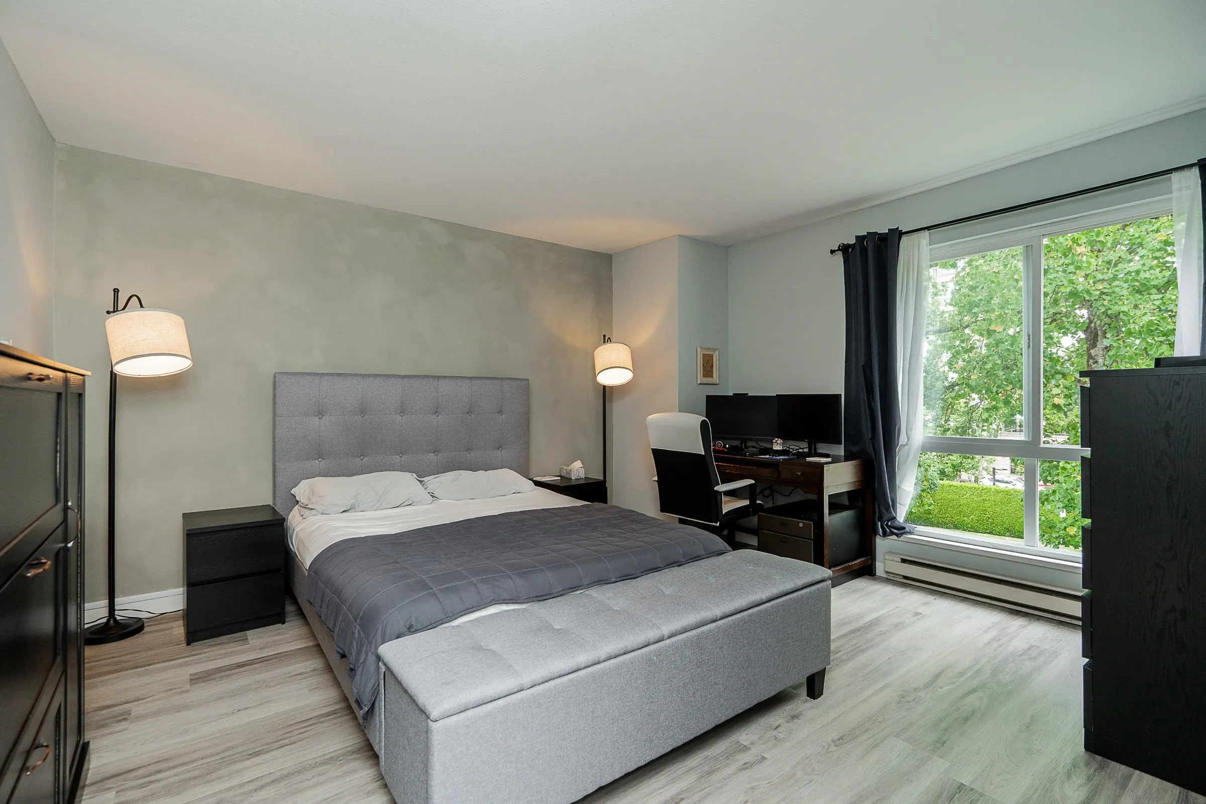 301 7465 Sandborne Avenue