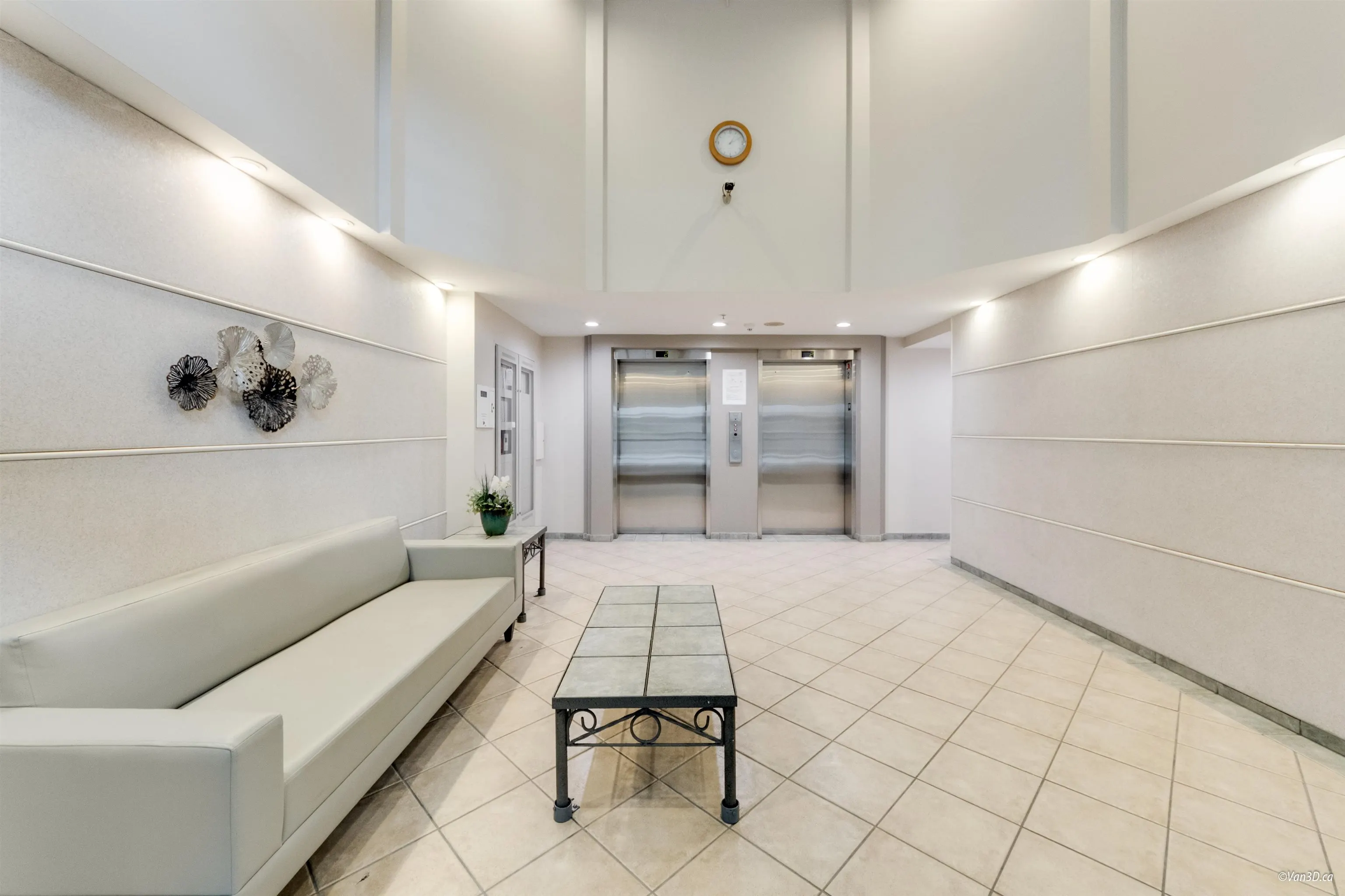 701 555 Austin Avenue