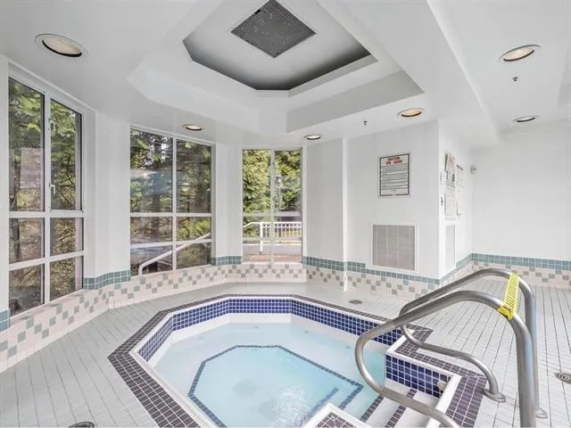 701 555 Austin Avenue