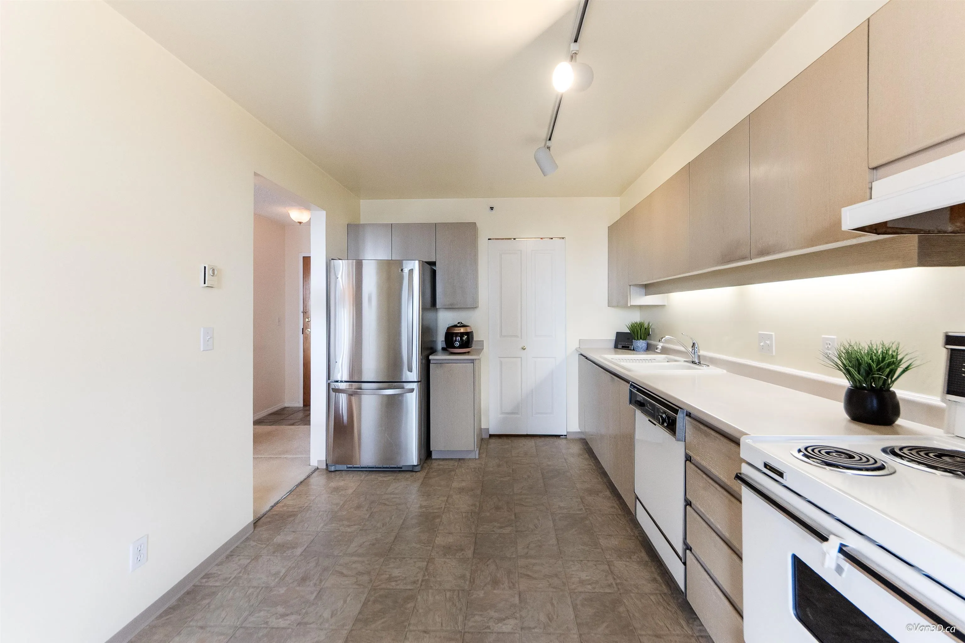 701 555 Austin Avenue