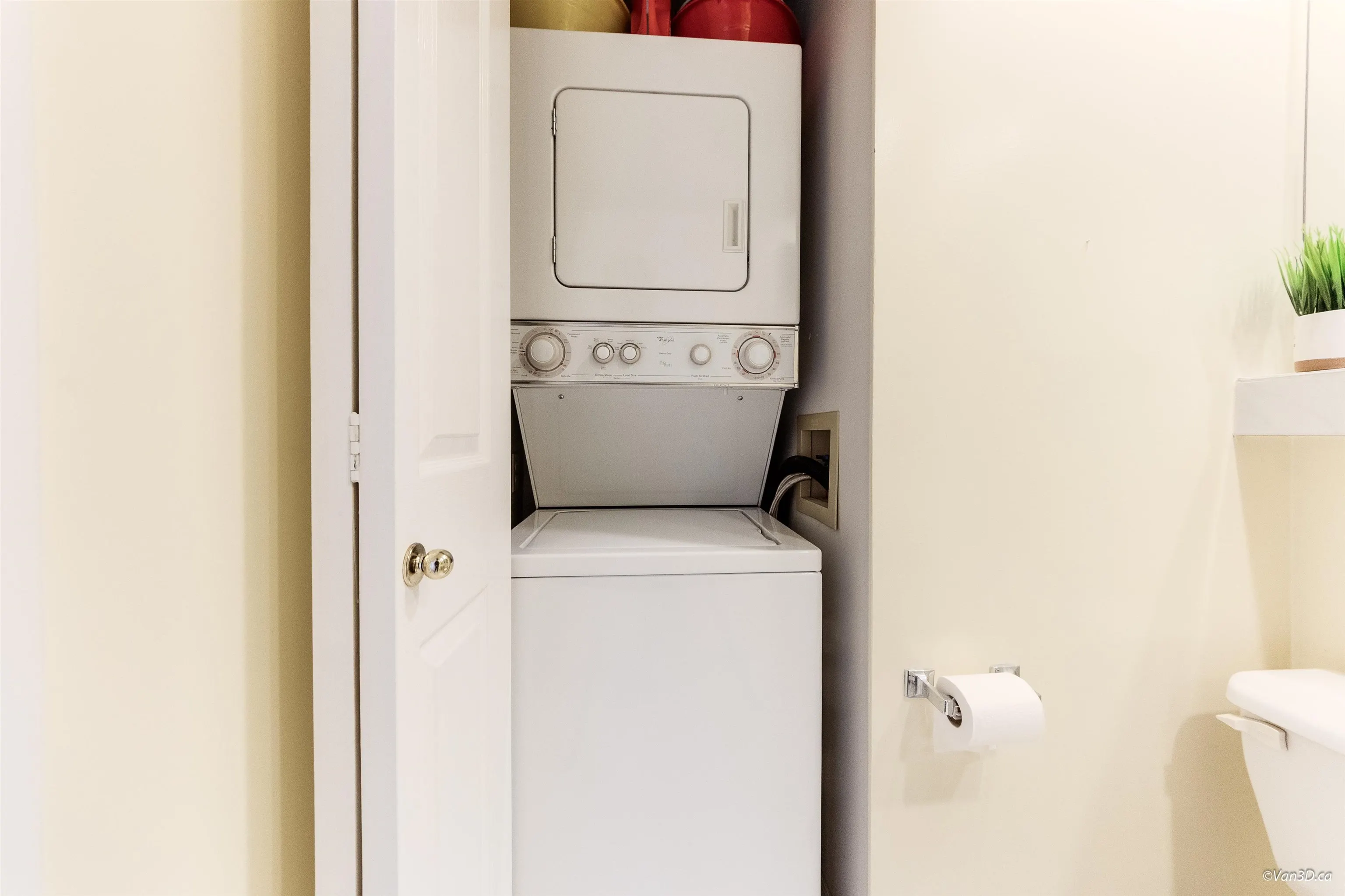 701 555 Austin Avenue