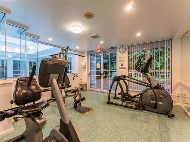 701 555 Austin Avenue