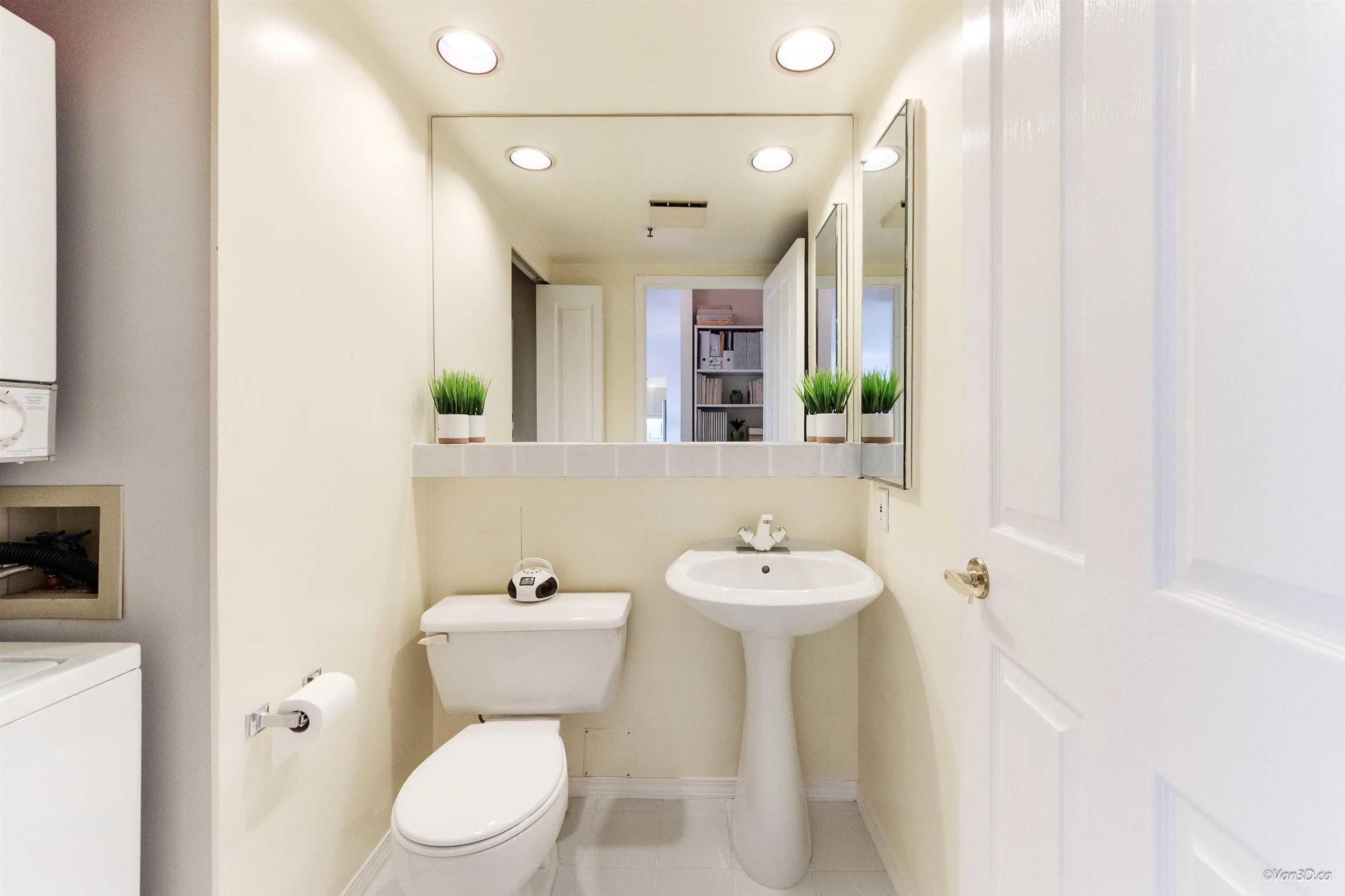 701 555 Austin Avenue