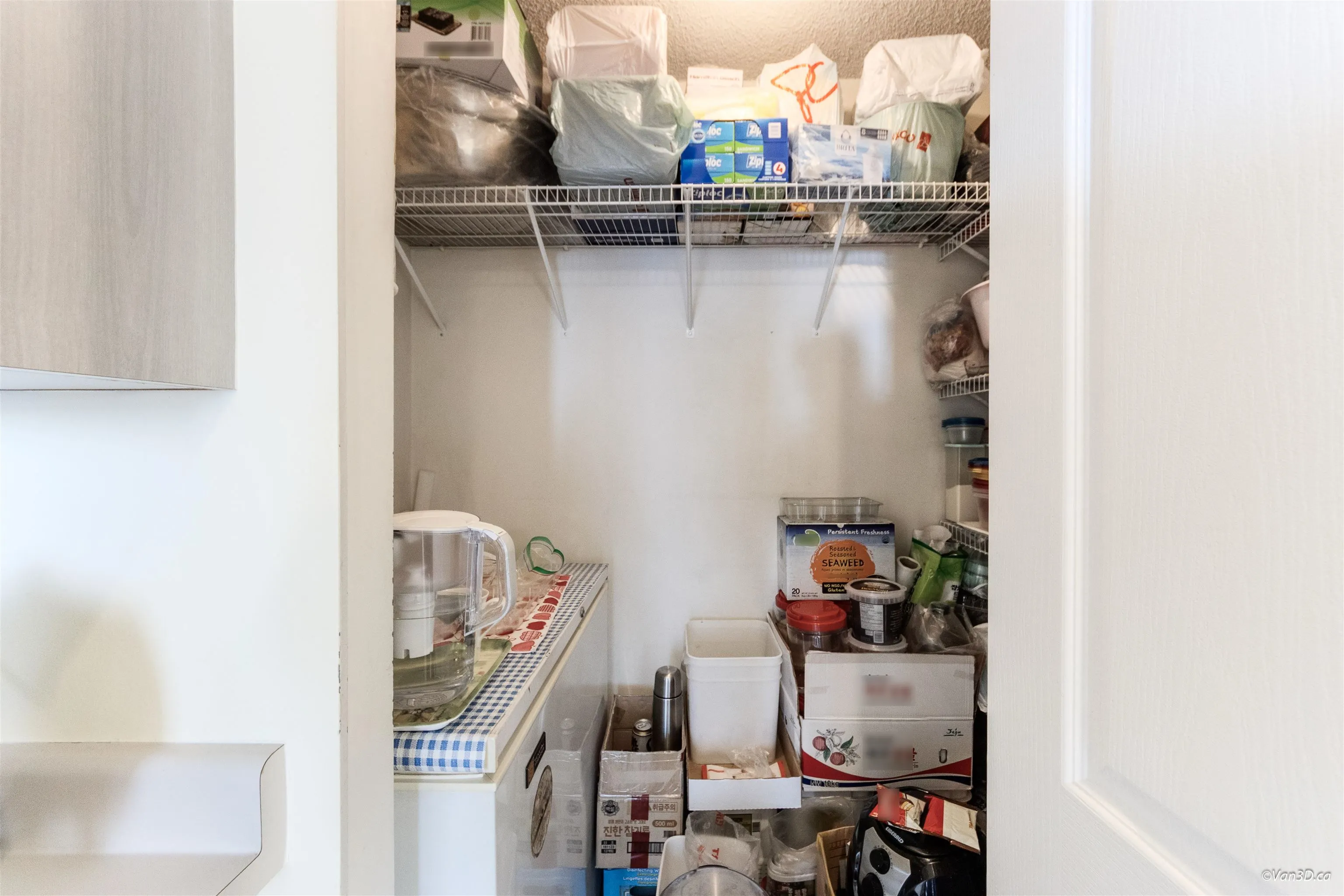 701 555 Austin Avenue