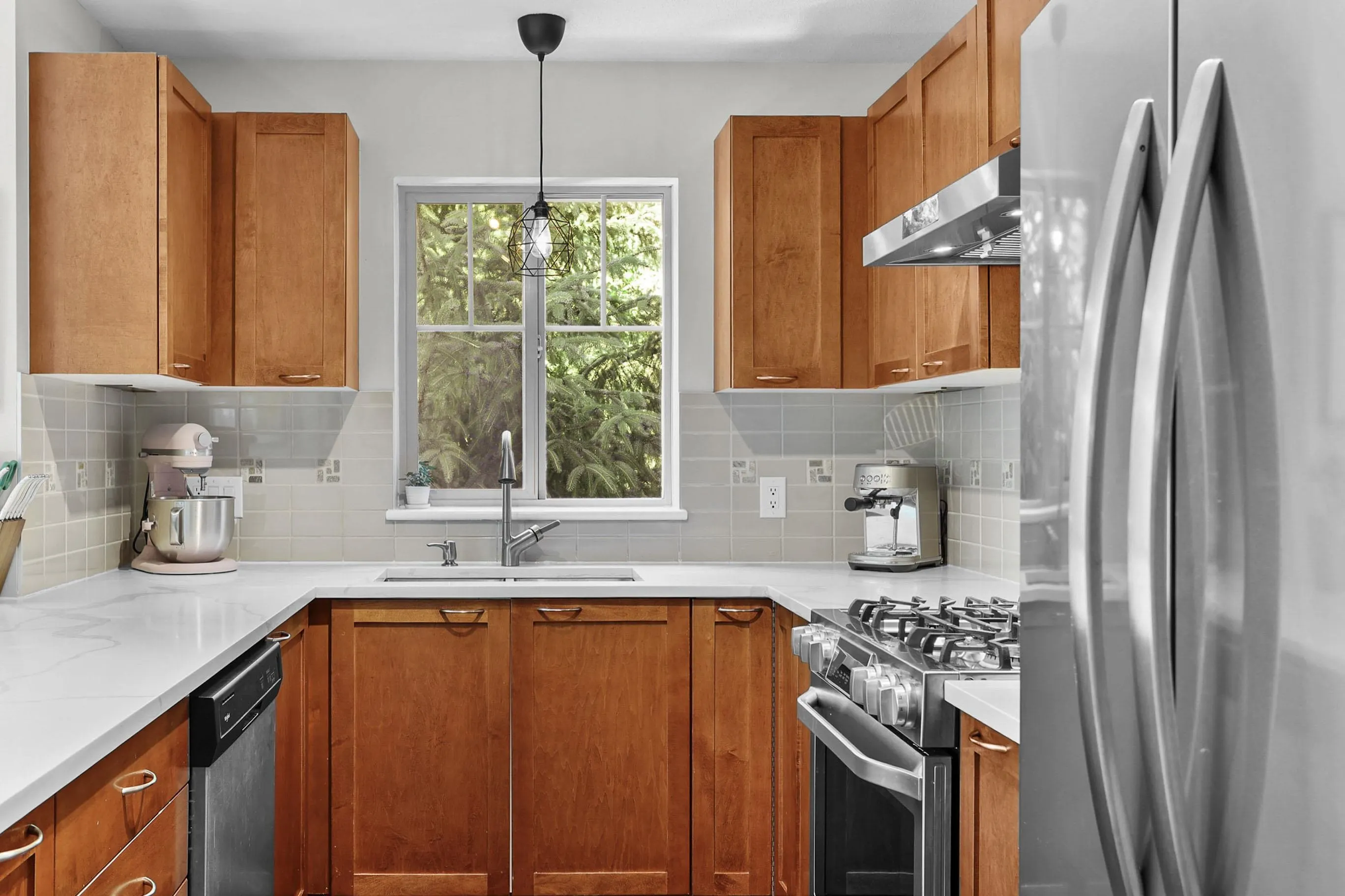 205 2958 Whisper Way