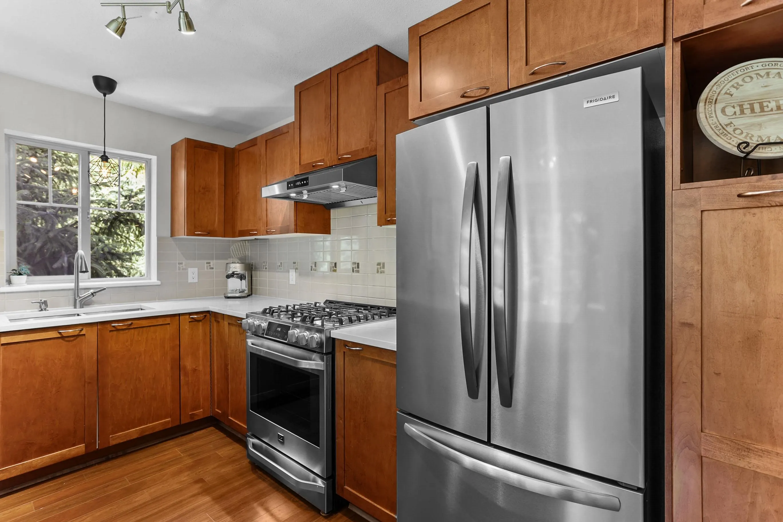 205 2958 Whisper Way