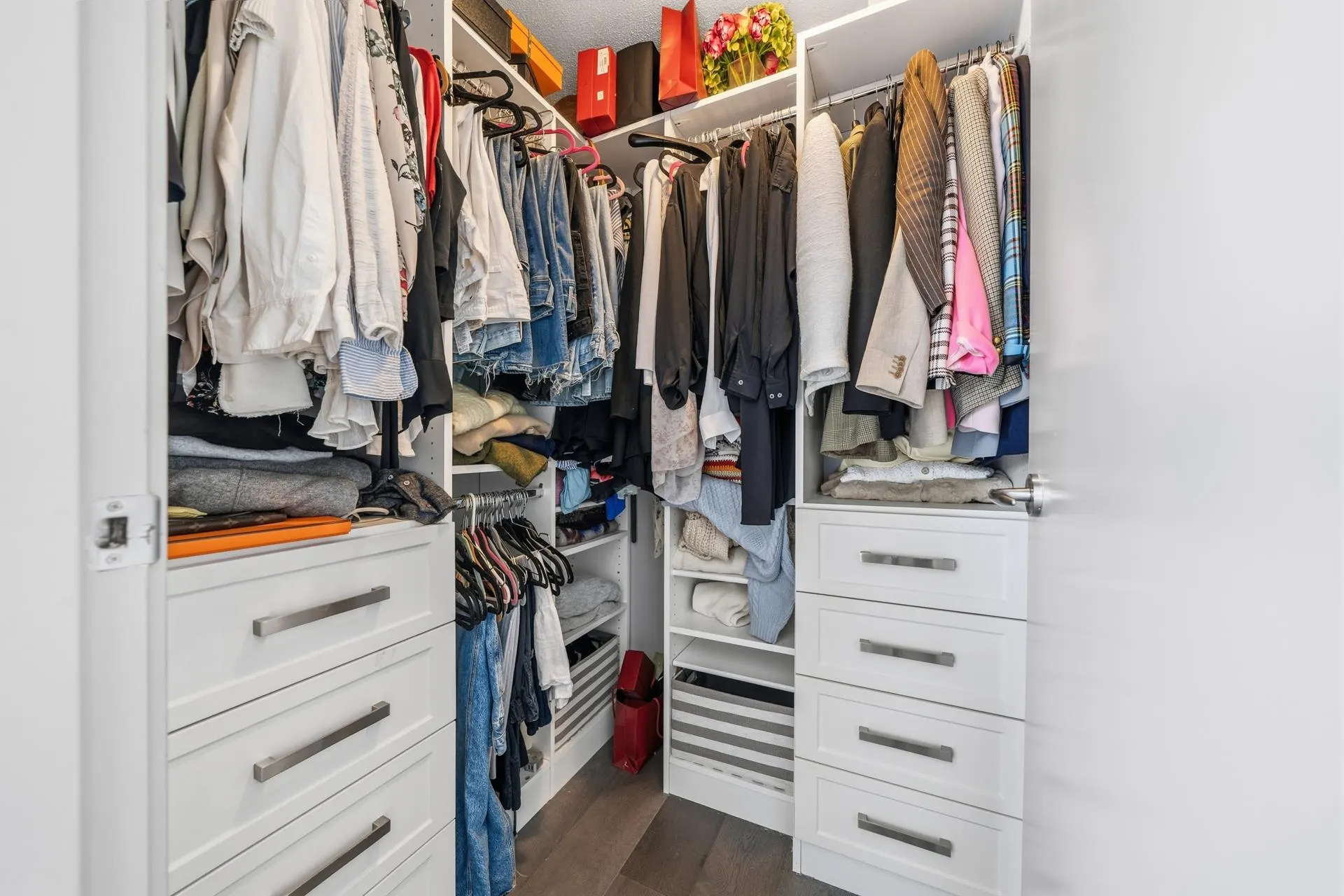 906 1438 Richards Street