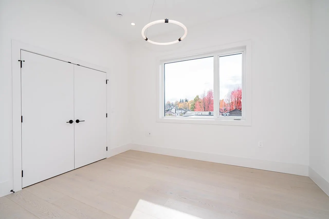 2 2460 Adanac Street