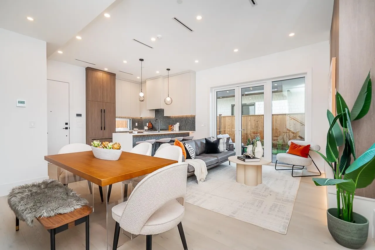 2 2460 Adanac Street