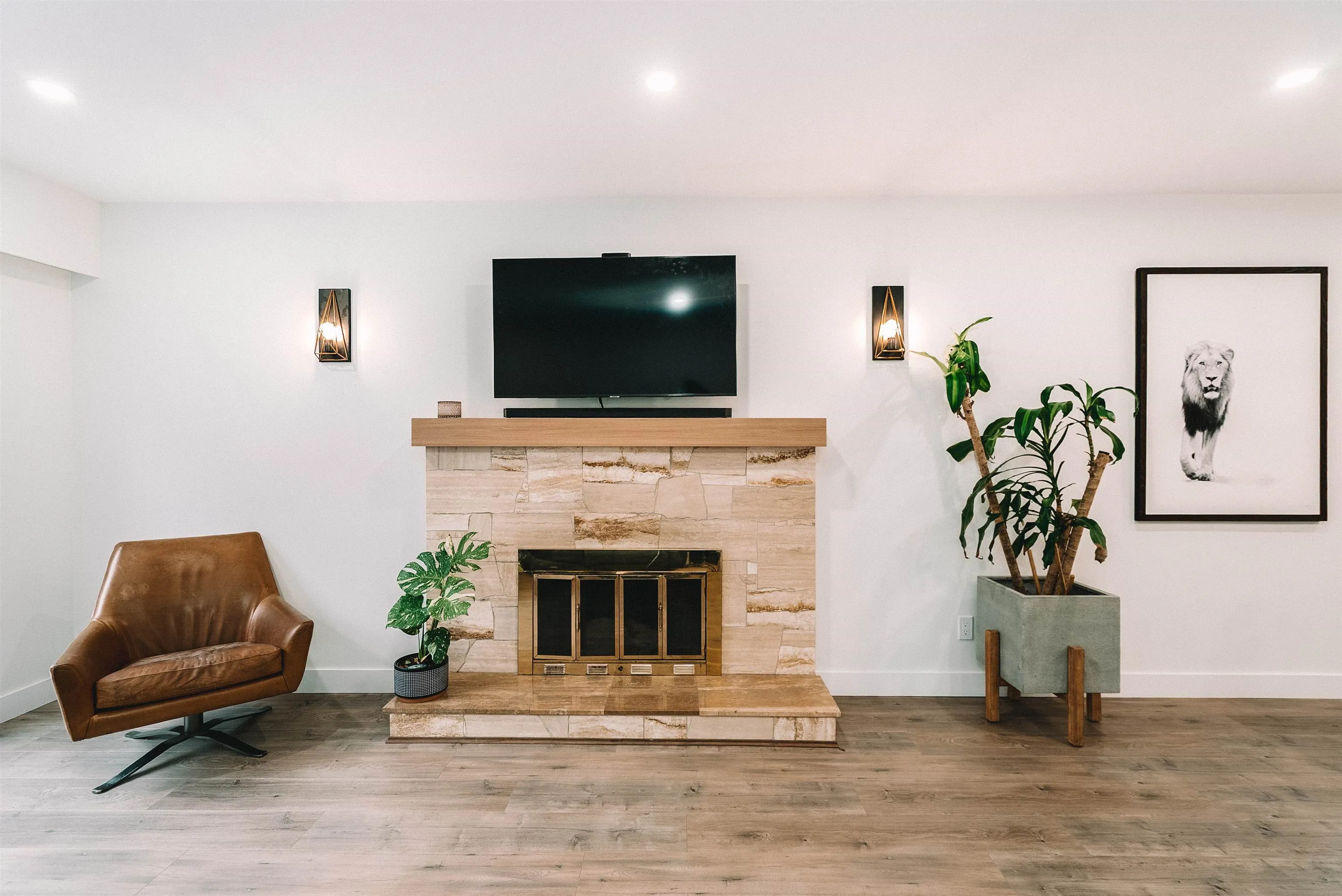 5885 Sherbrooke Street