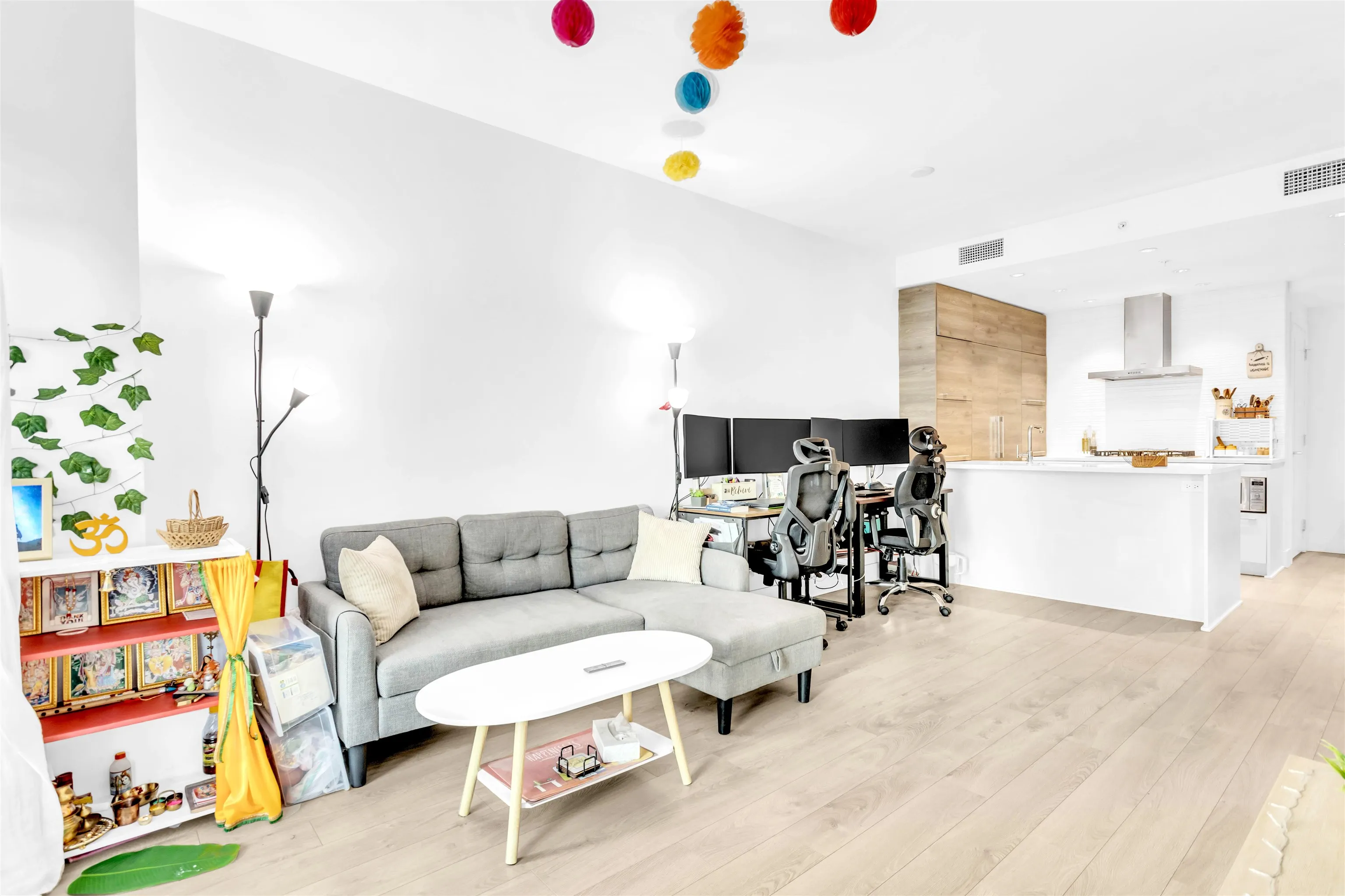 1411 7303 Noble Lane