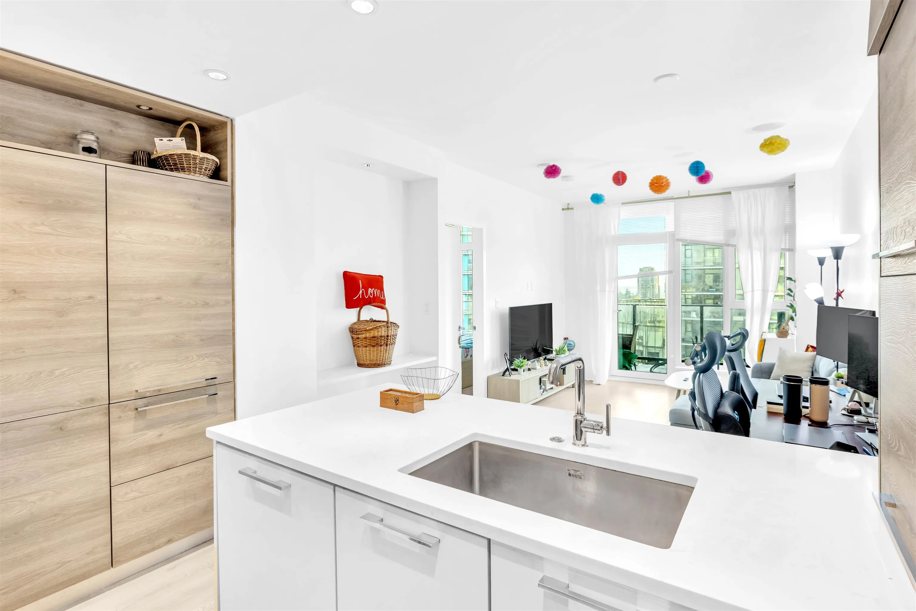 1411 7303 Noble Lane