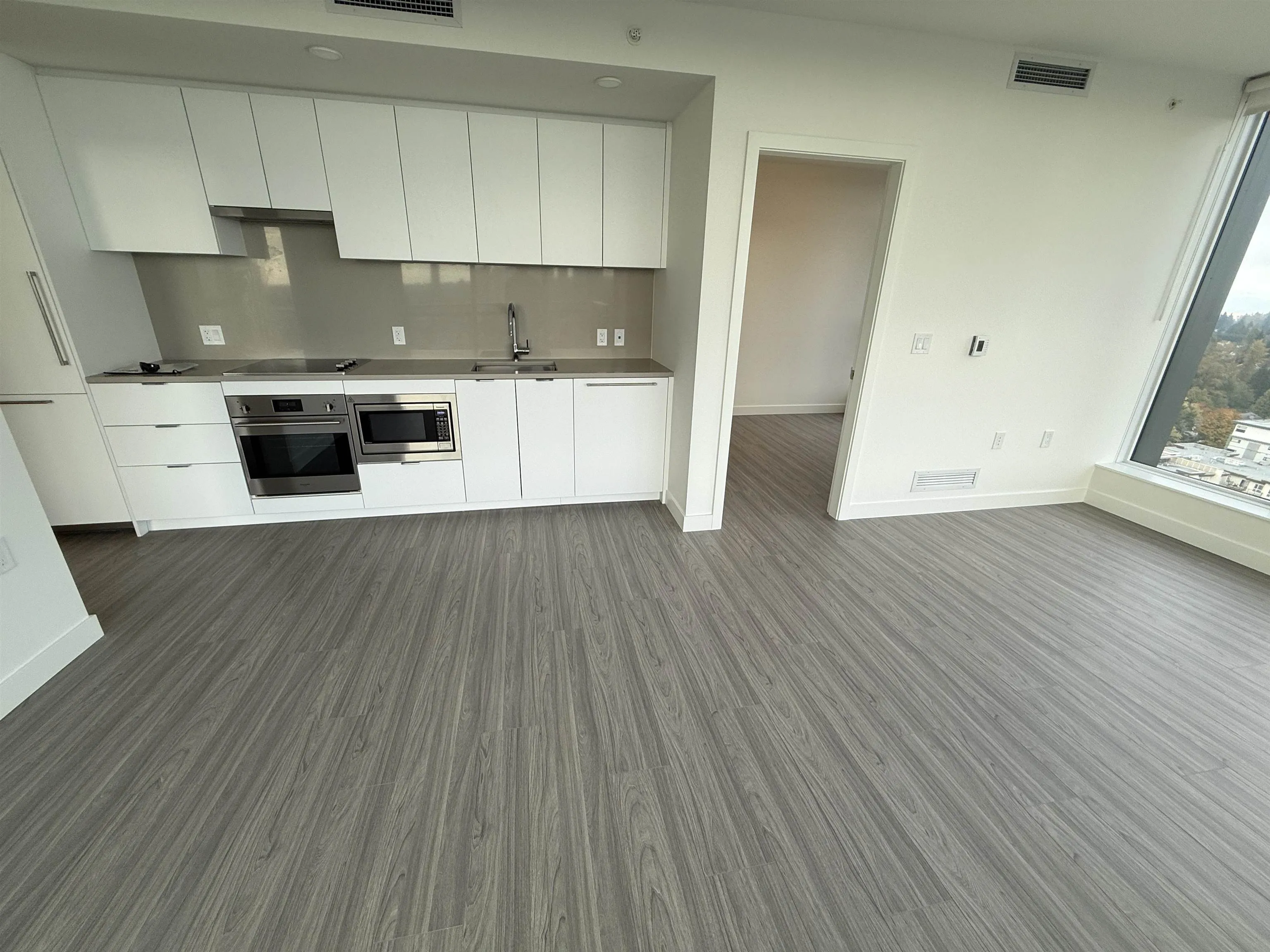 2302 13675 107a Avenue