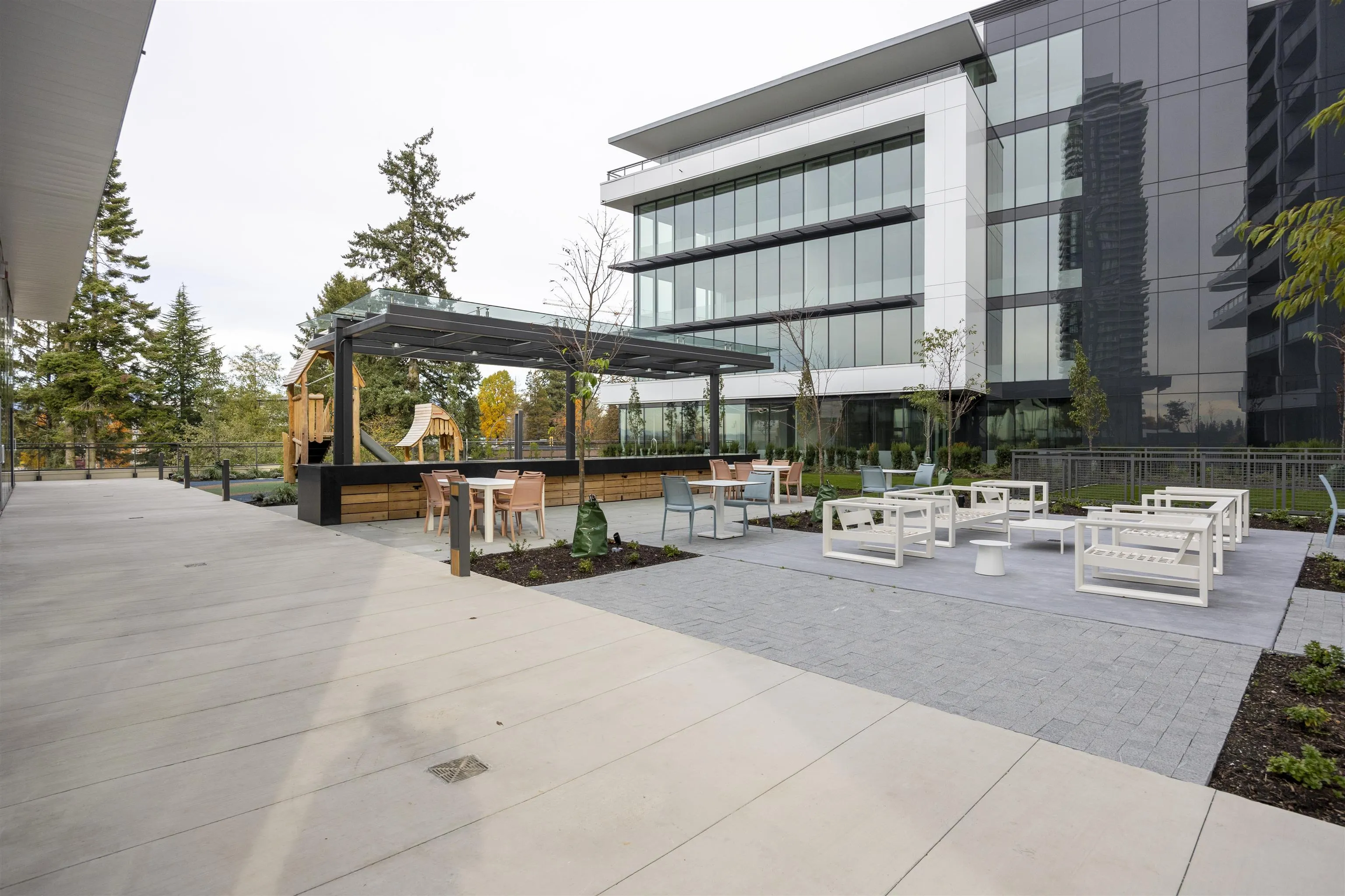 2302 13675 107a Avenue