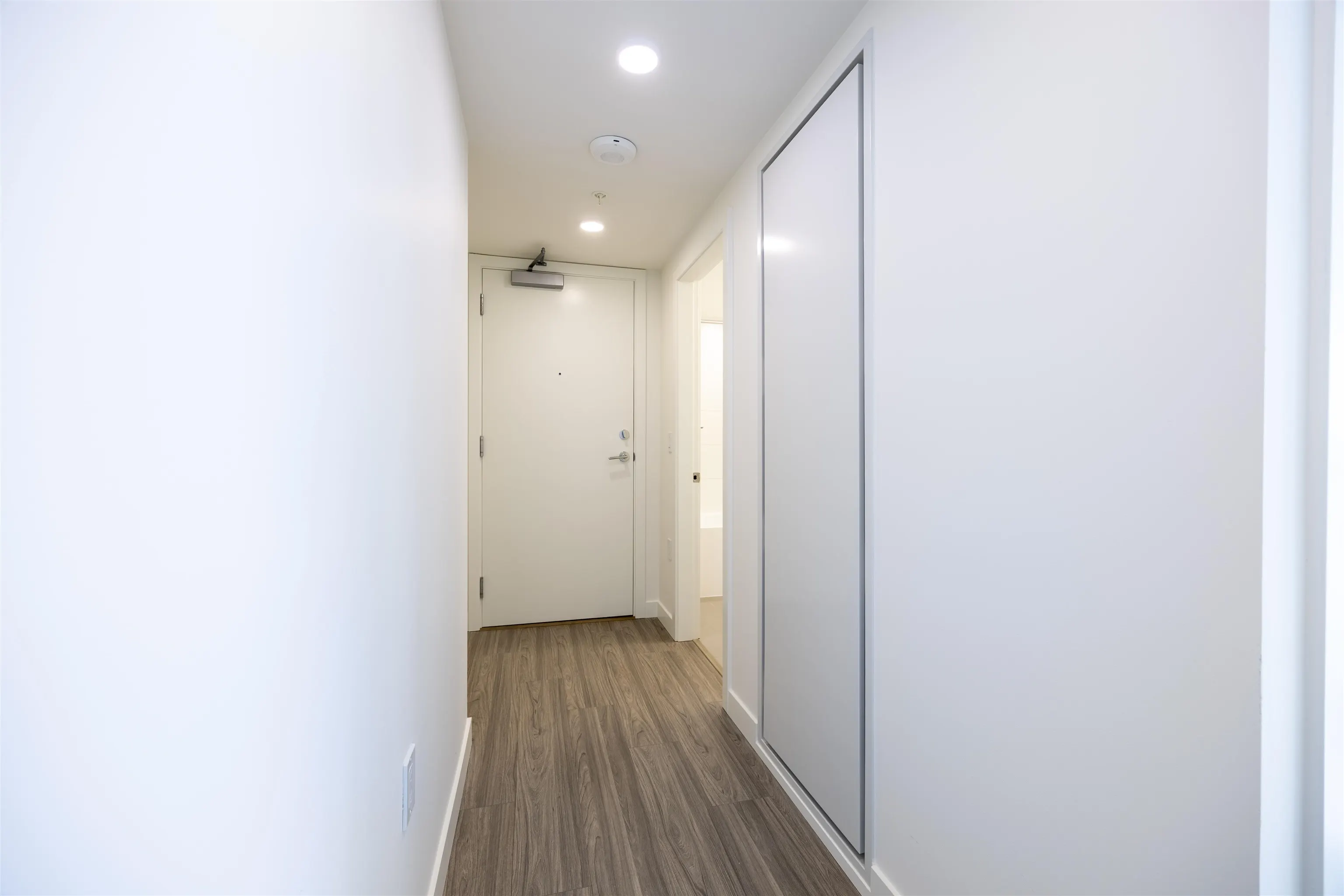 2302 13675 107a Avenue