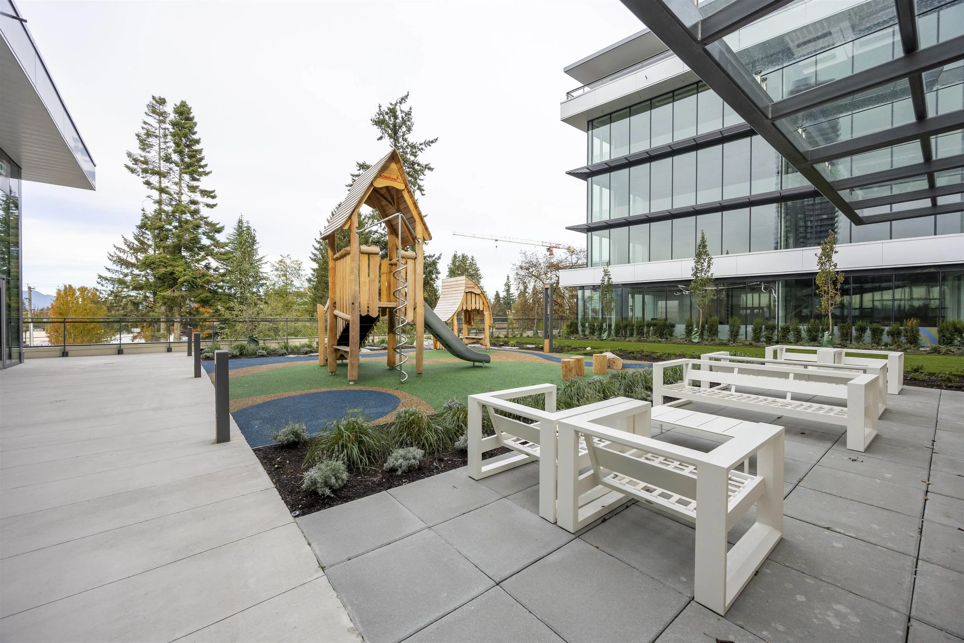 2302 13675 107a Avenue