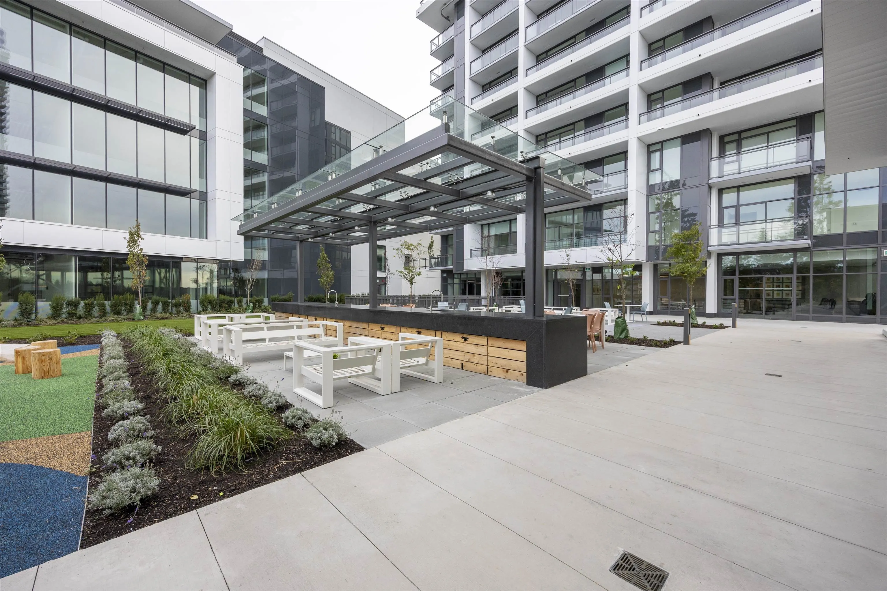 2302 13675 107a Avenue