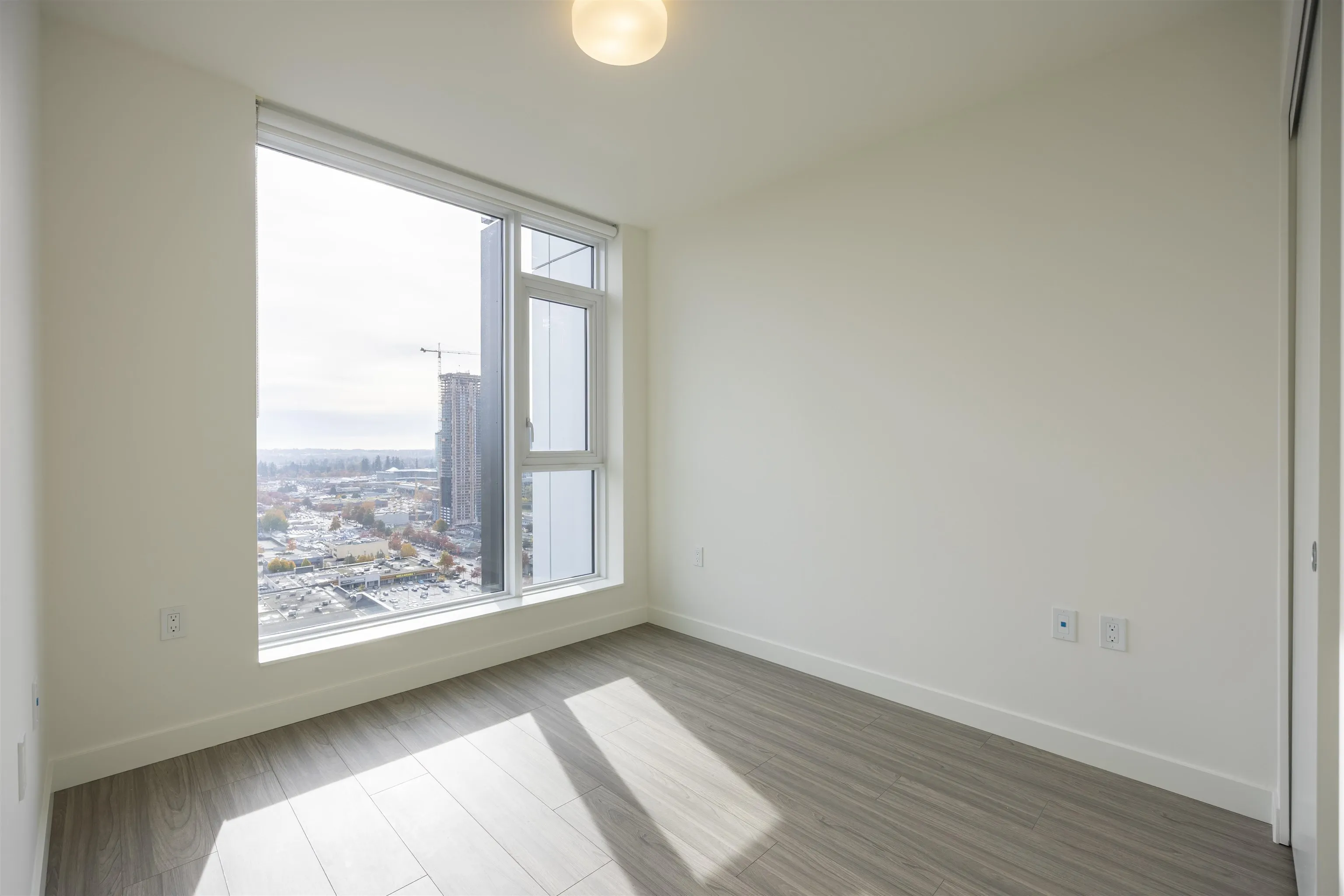 2302 13675 107a Avenue