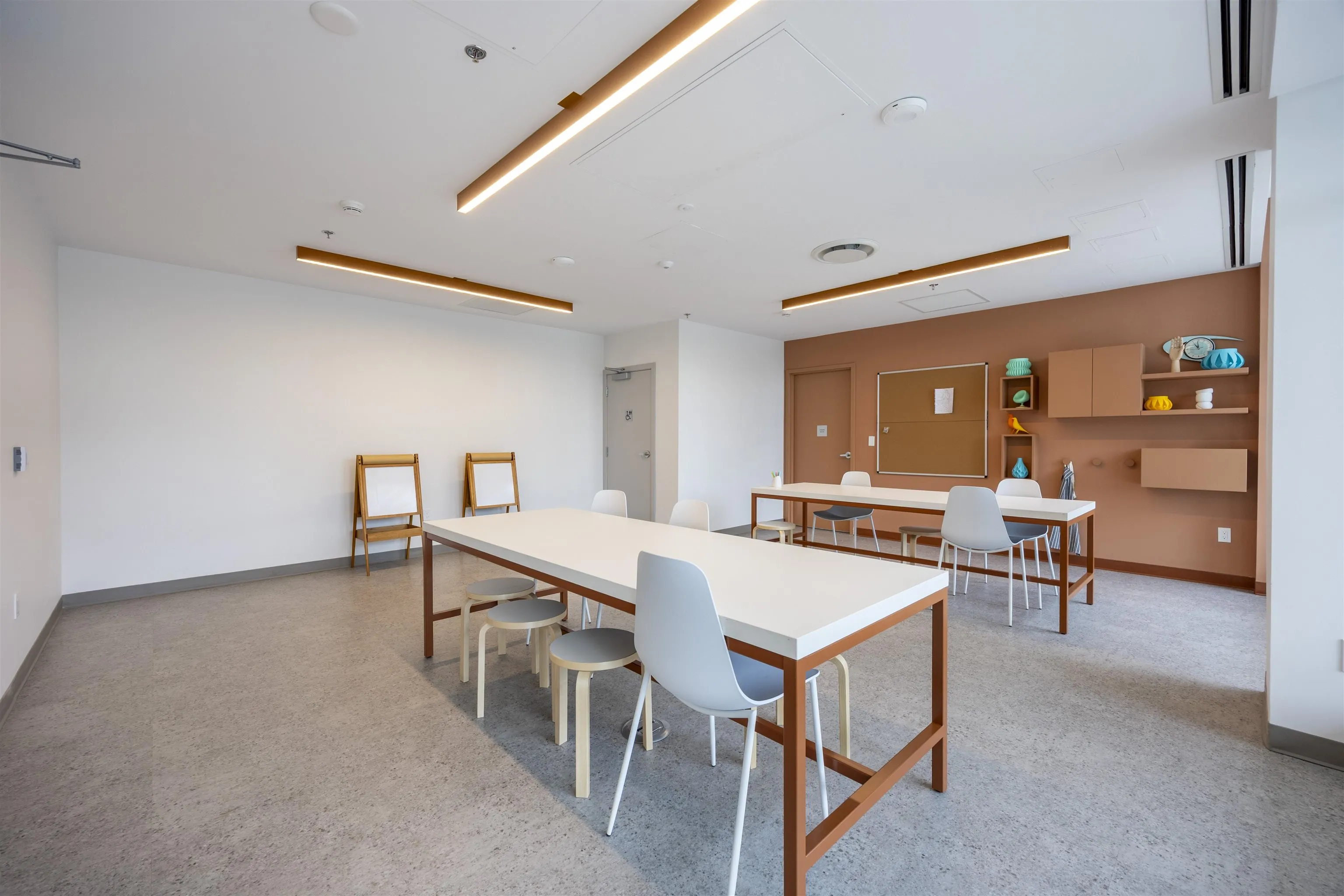 2302 13675 107a Avenue