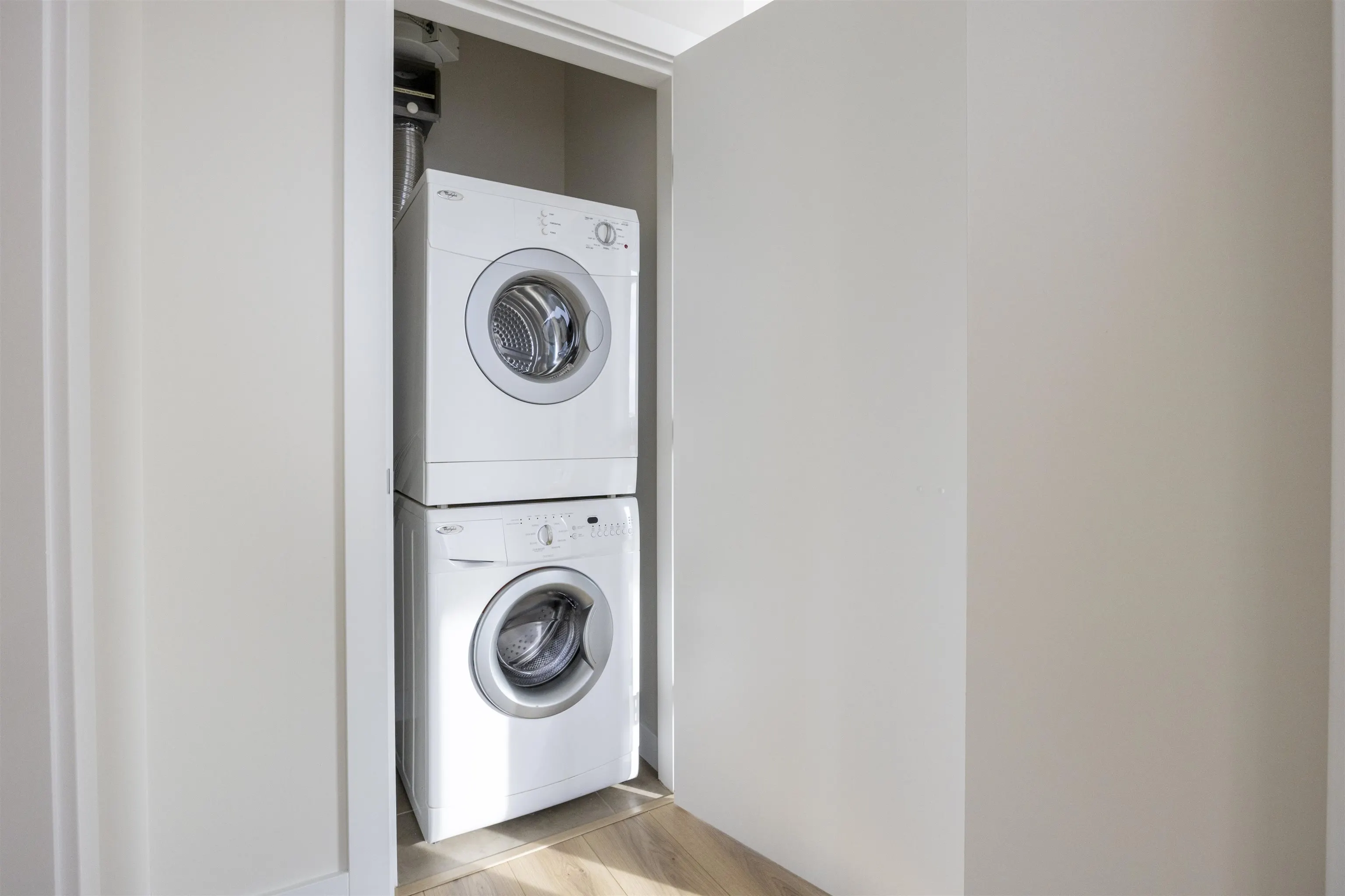 3903 2955 Atlantic Avenue