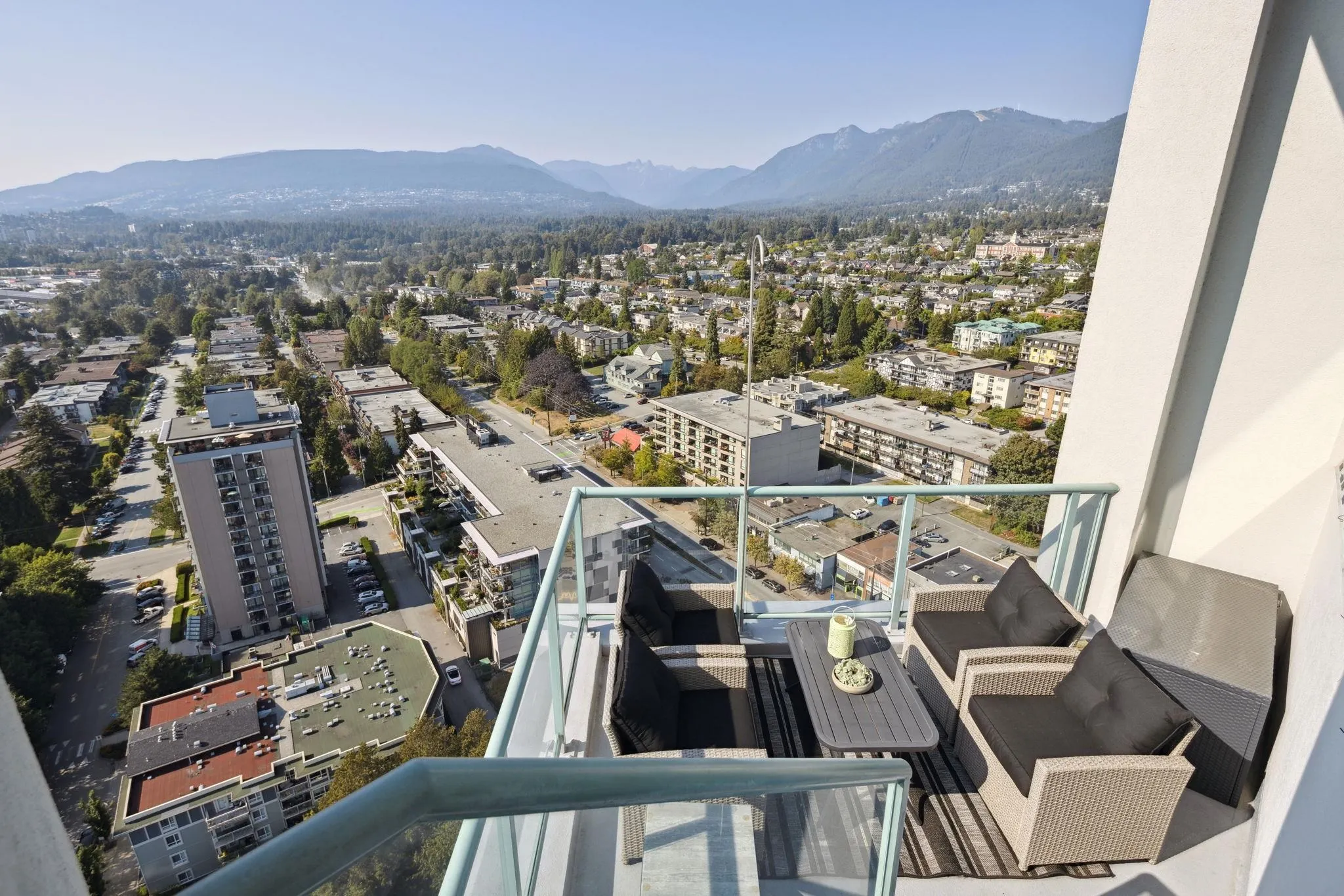 2901 120 W 2nd Street