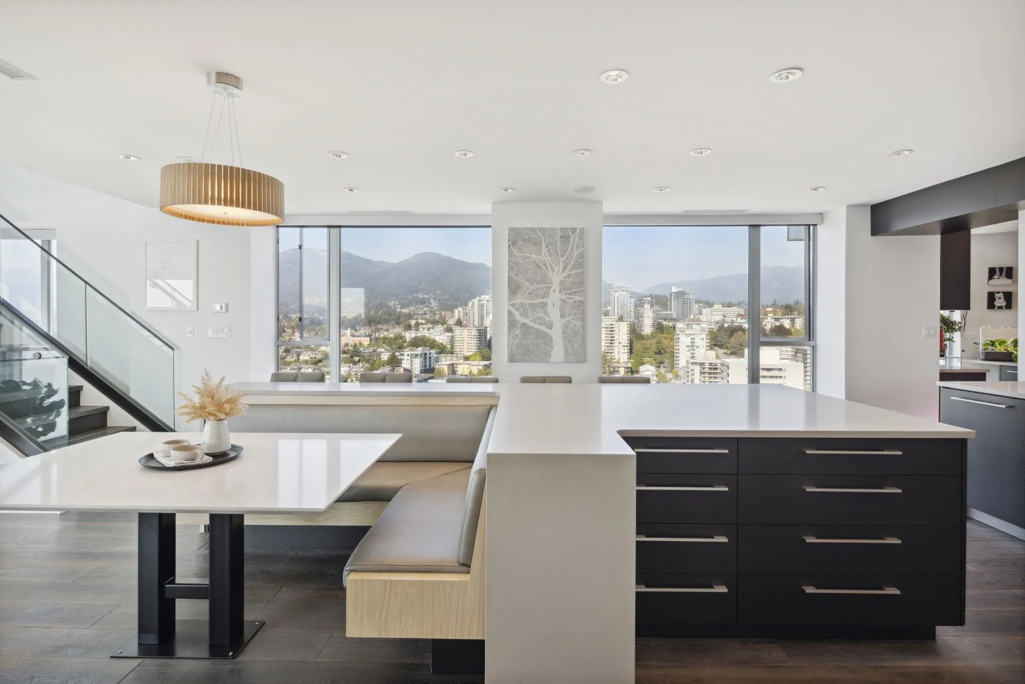 2901 120 W 2nd Street