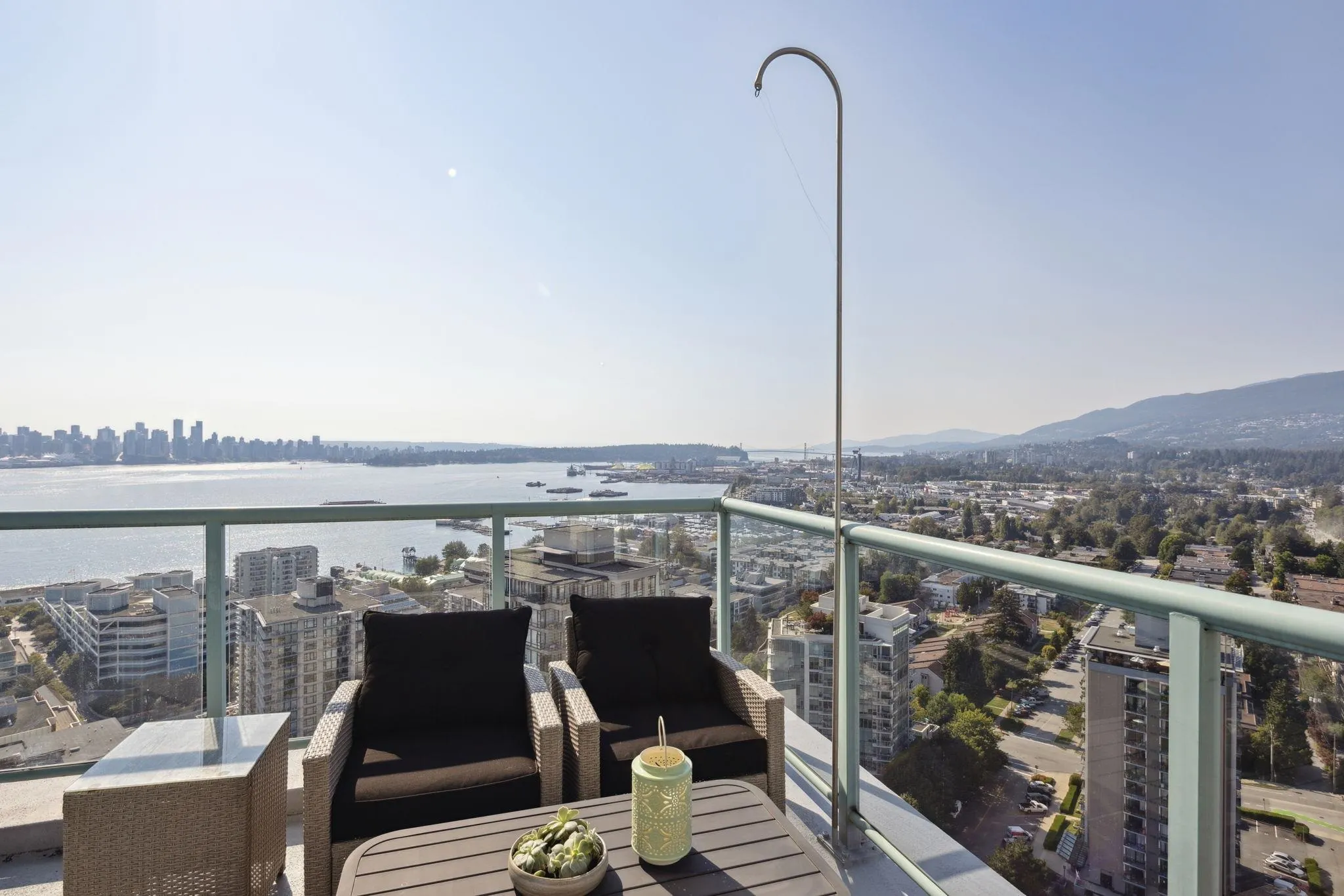 2901 120 W 2nd Street