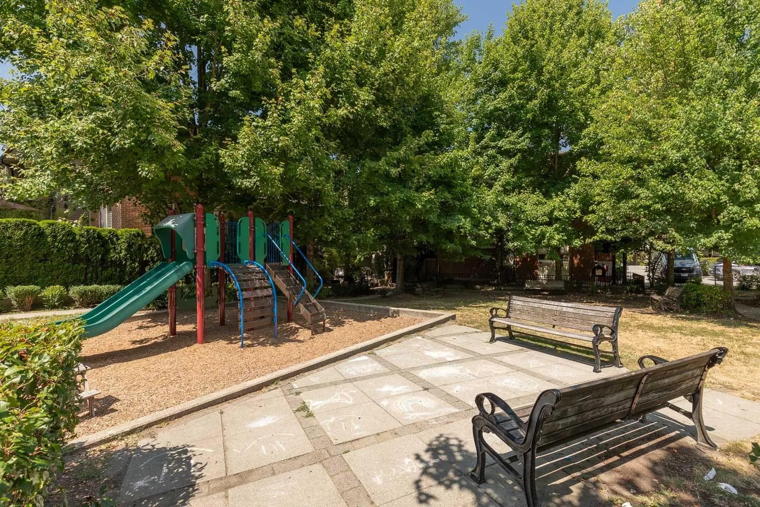 113 100 Klahanie Drive