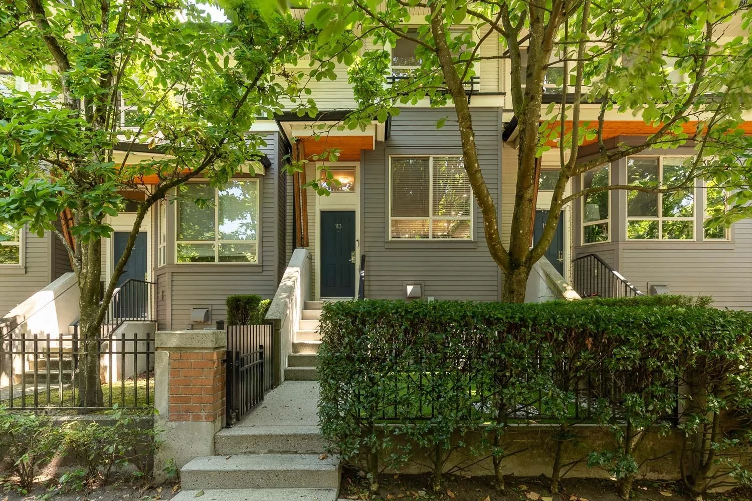 113 100 Klahanie Drive