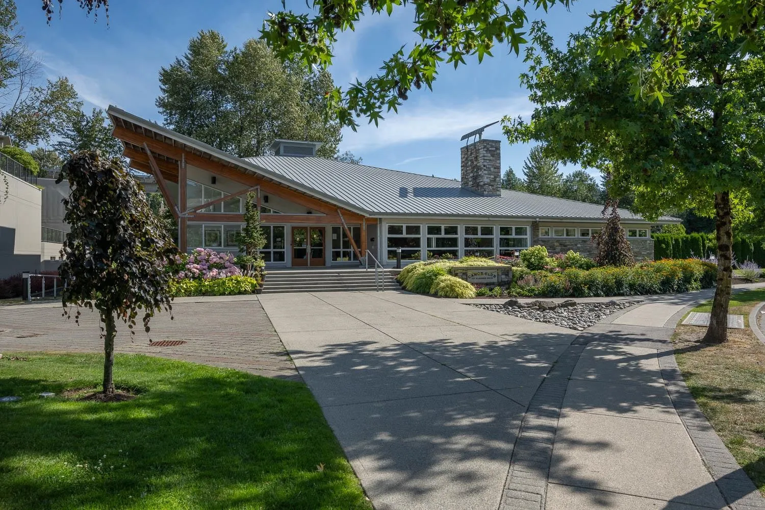 113 100 Klahanie Drive