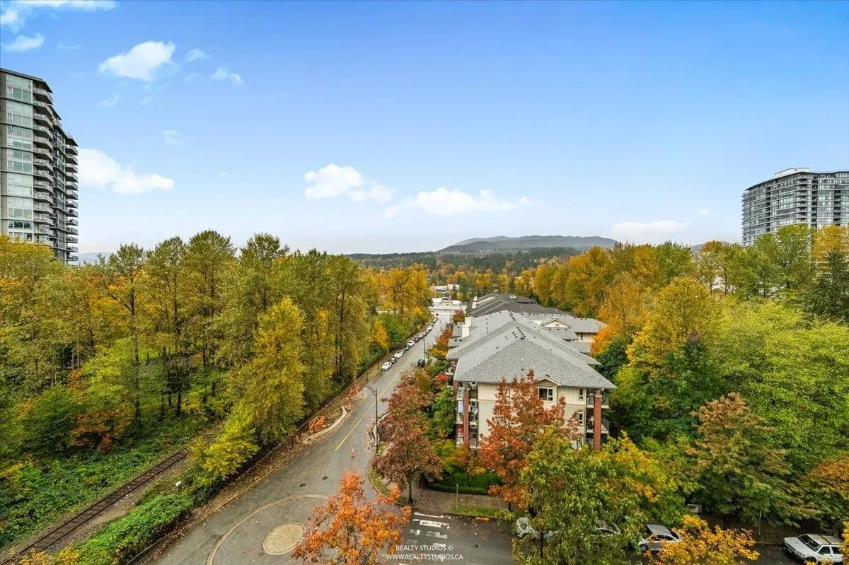 803 301 Capilano Road