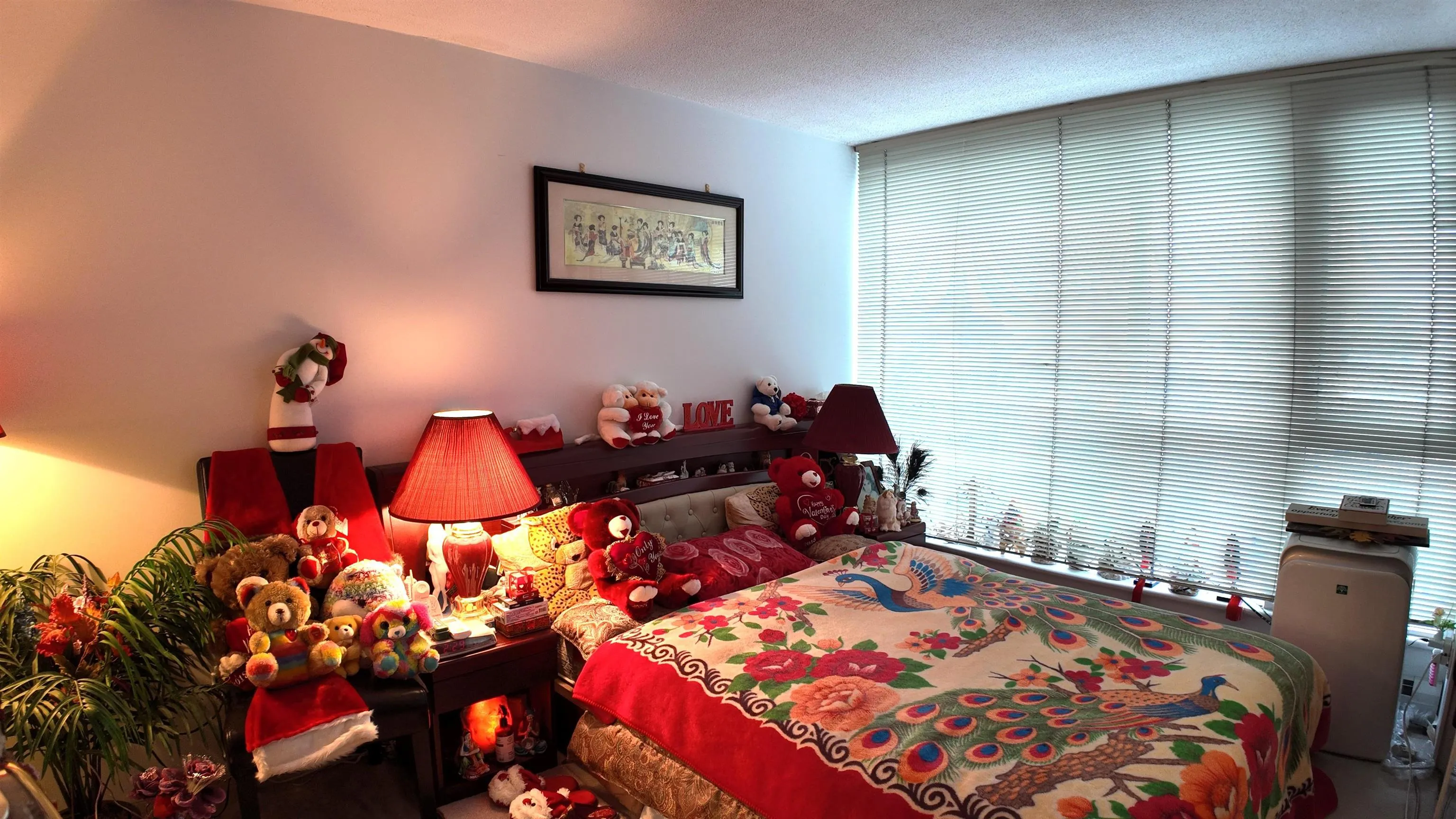 2304 183 Keefer Place