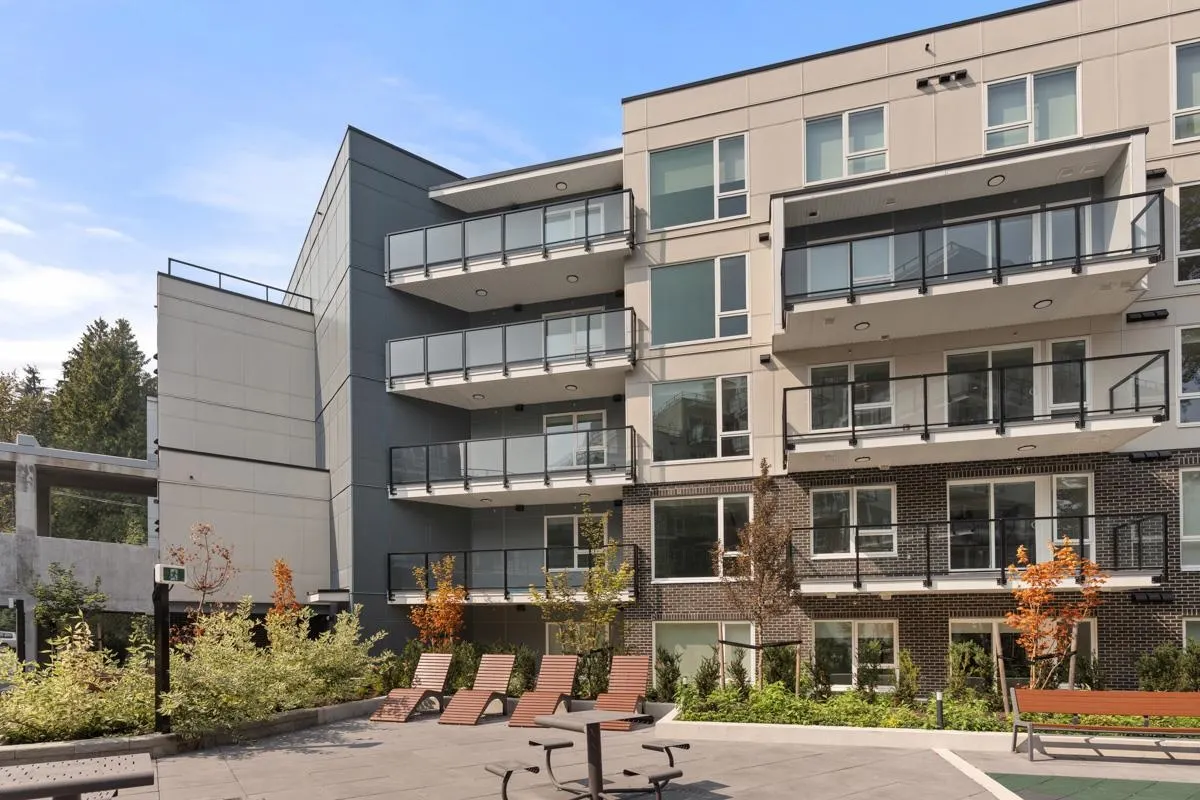 303 1100 Clarke Road