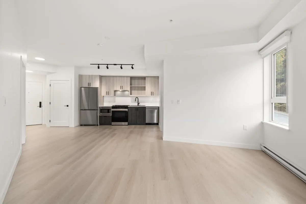 303 1100 Clarke Road