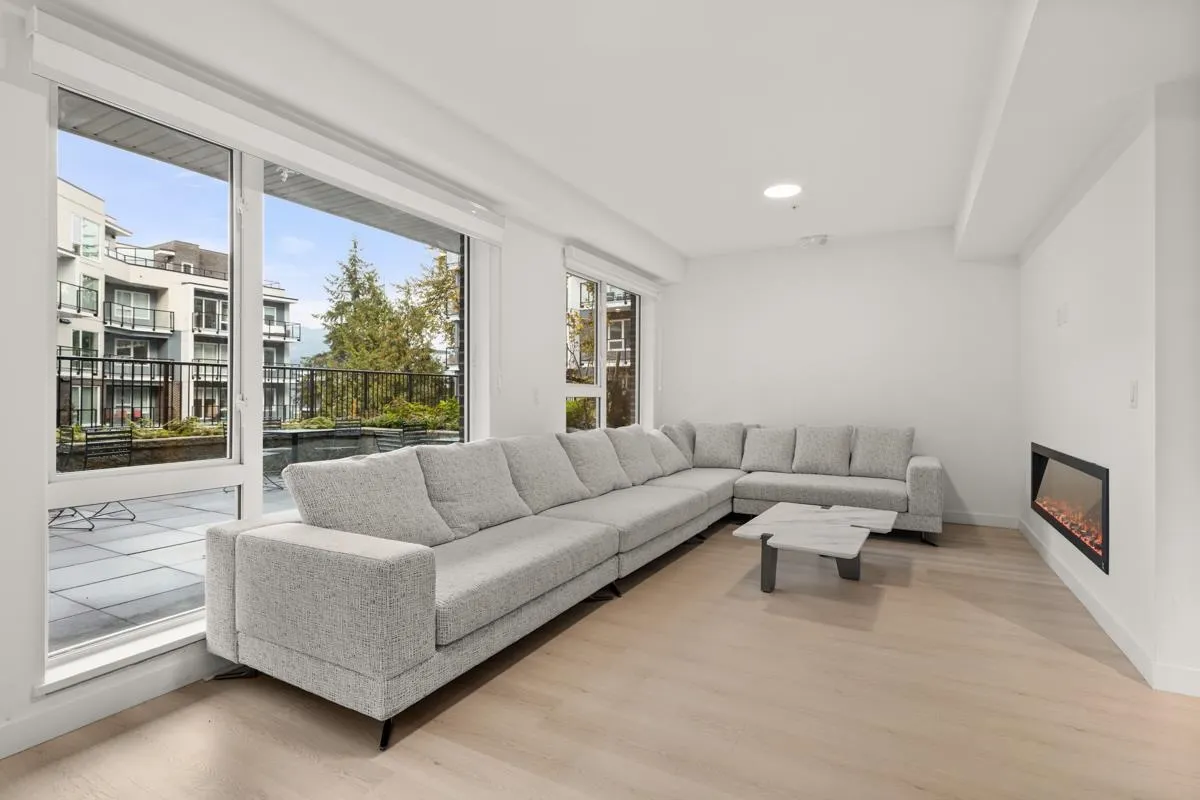 303 1100 Clarke Road