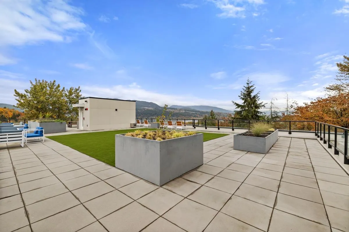 303 1100 Clarke Road