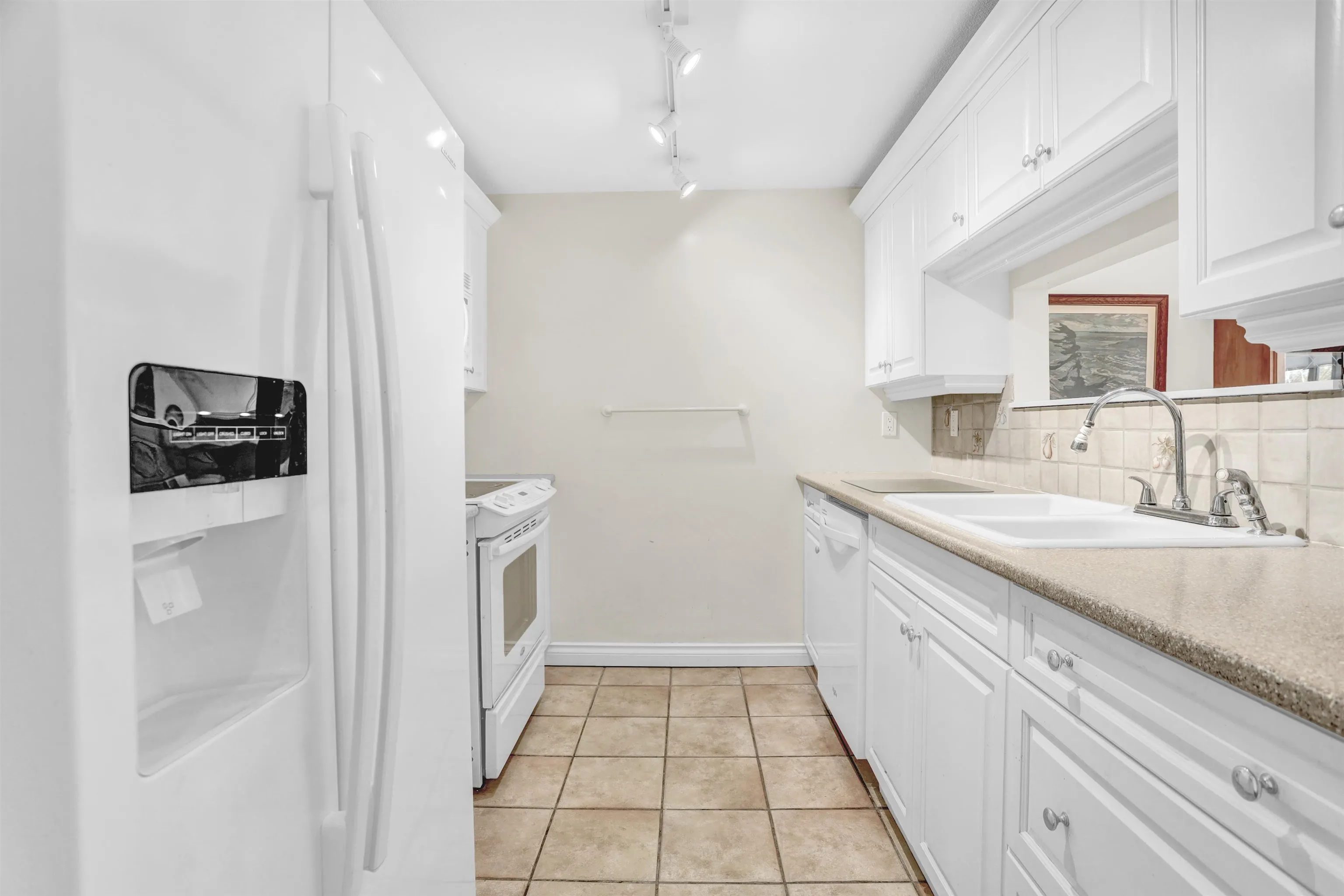 403 2580 Tolmie Street