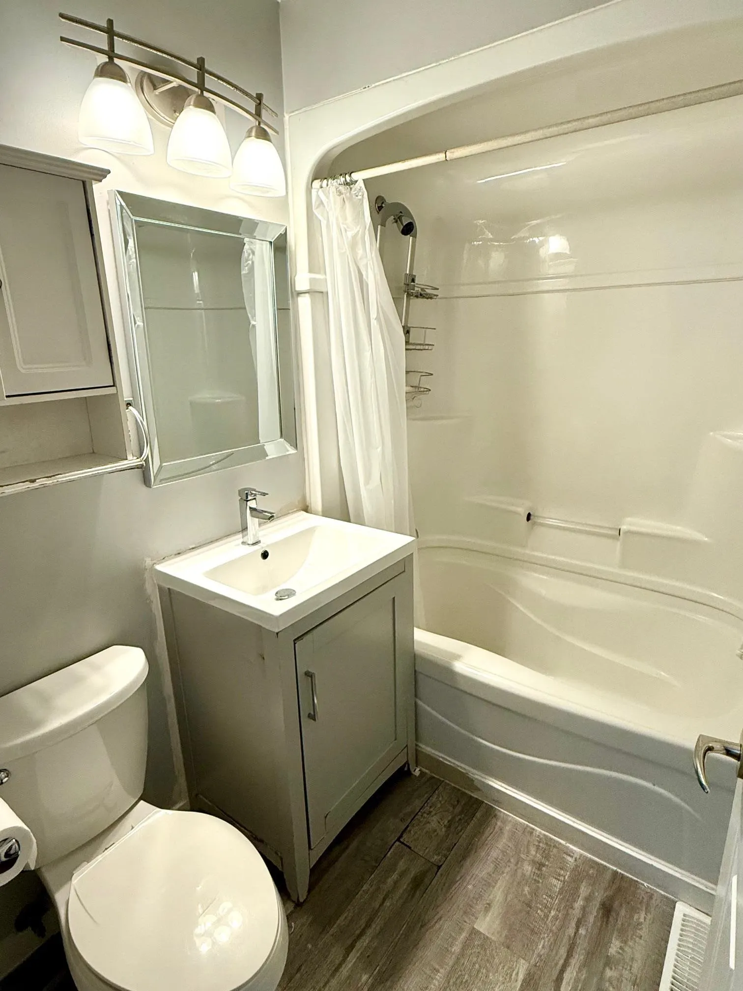 12255 Hillside Street