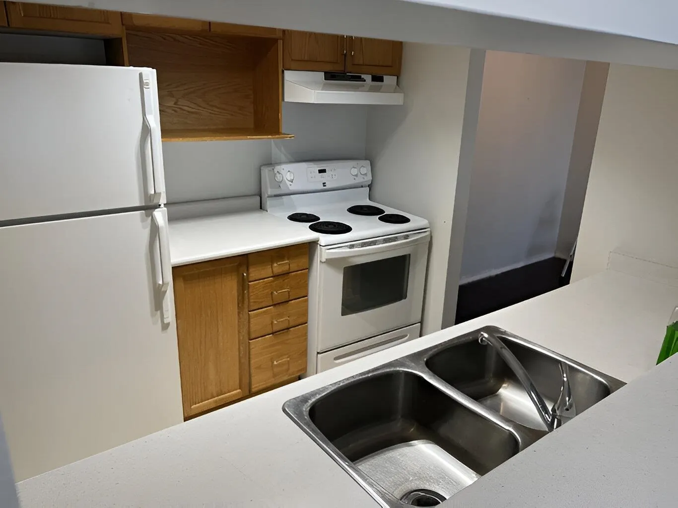 433 32830 George Ferguson Way