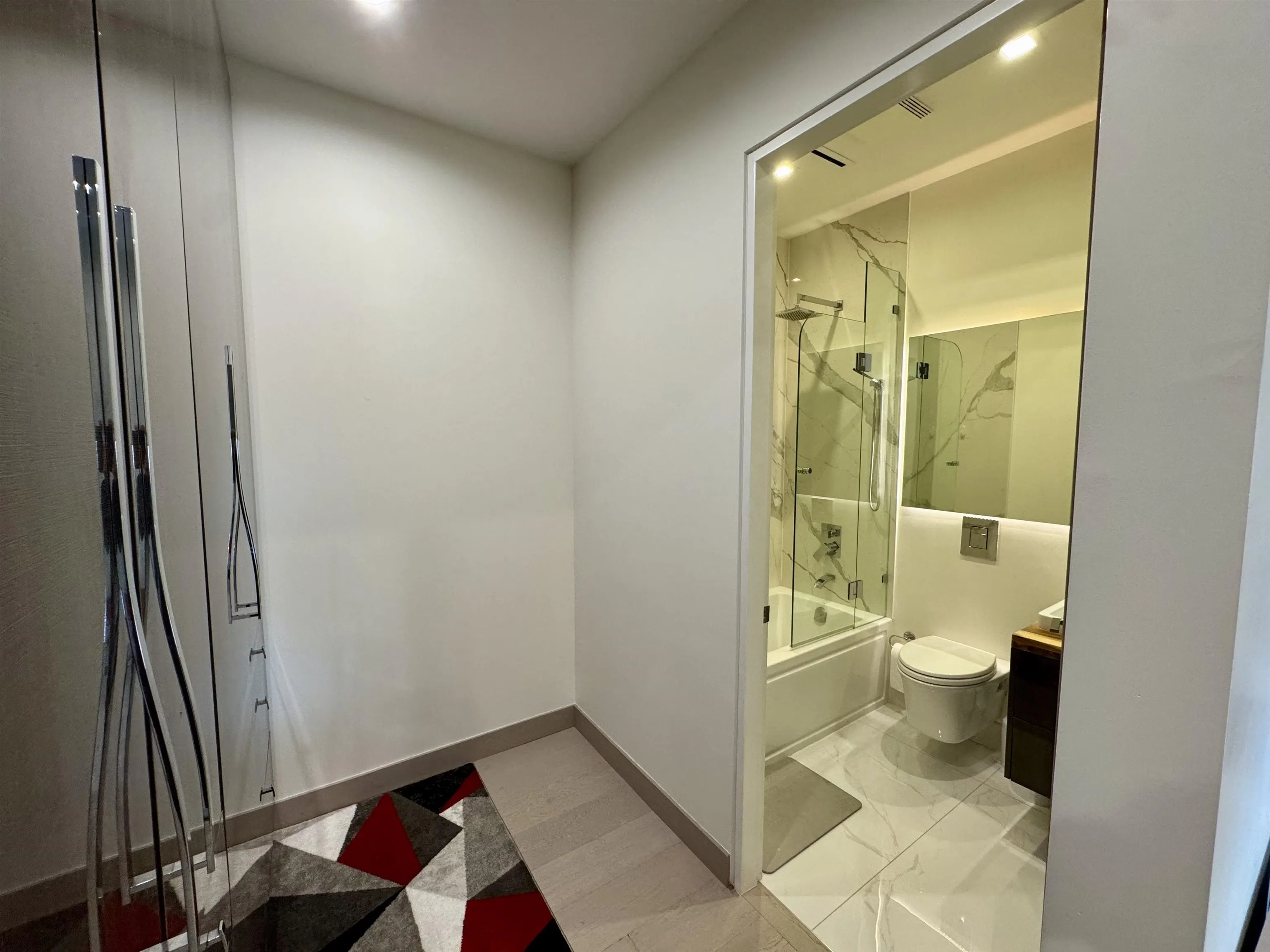 1035 Greenwood Place